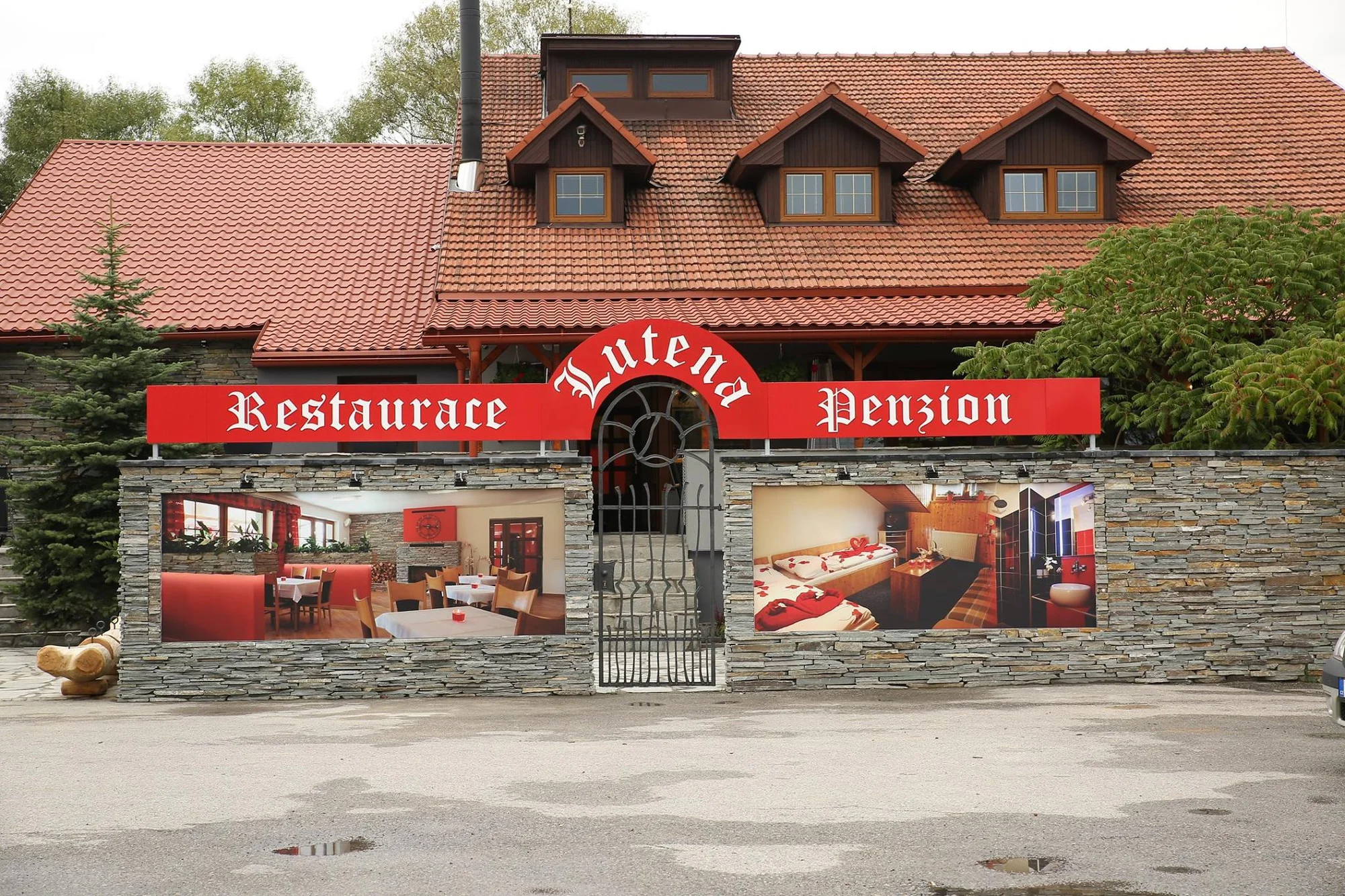 Relax ve Slezsku: pobyt s litrem rozlévaného vína, degustačním menu nebo vířivkou na pokoji