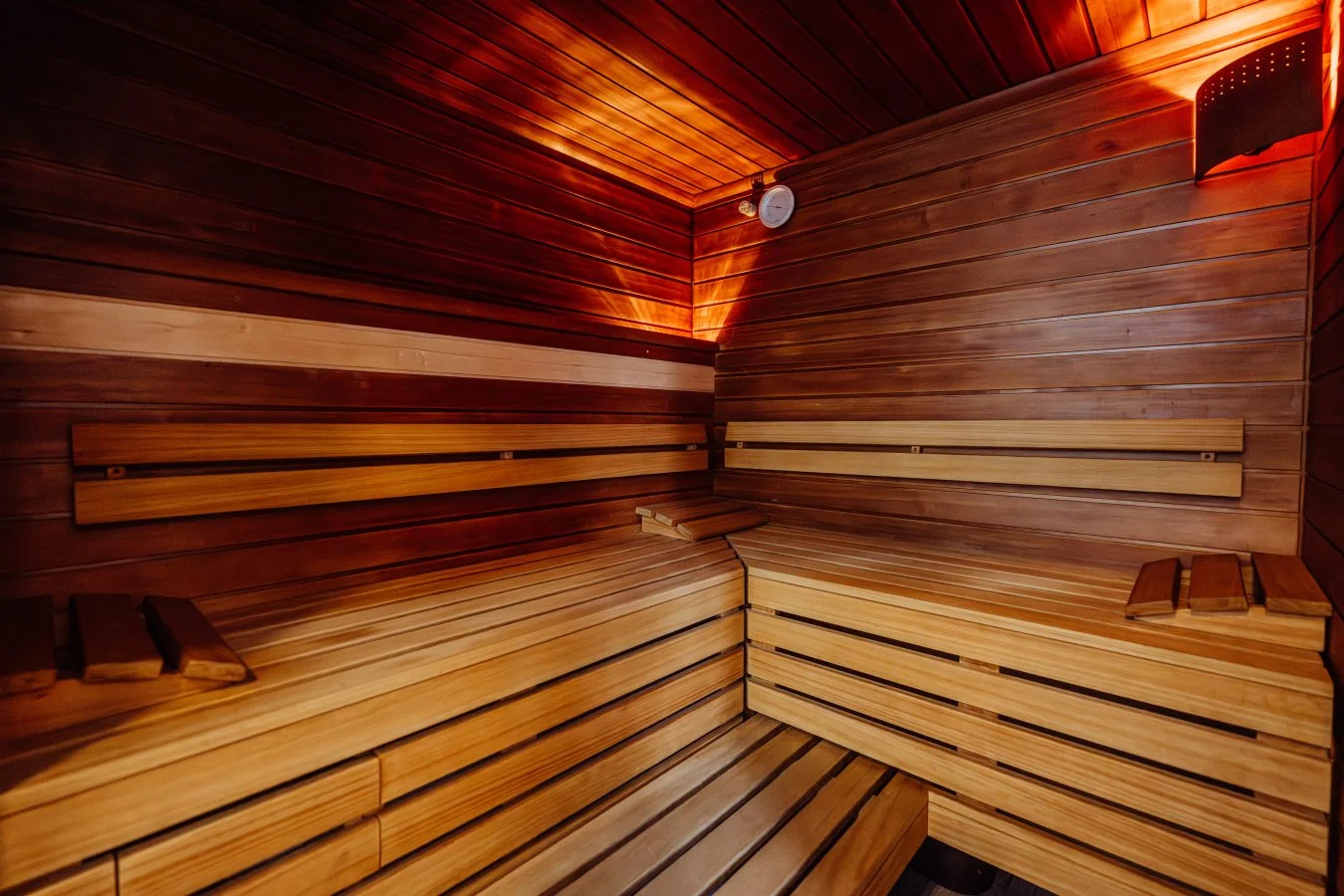 Pobyt ve Sklářské Porubě: snídaně i bowling či privátní wellness