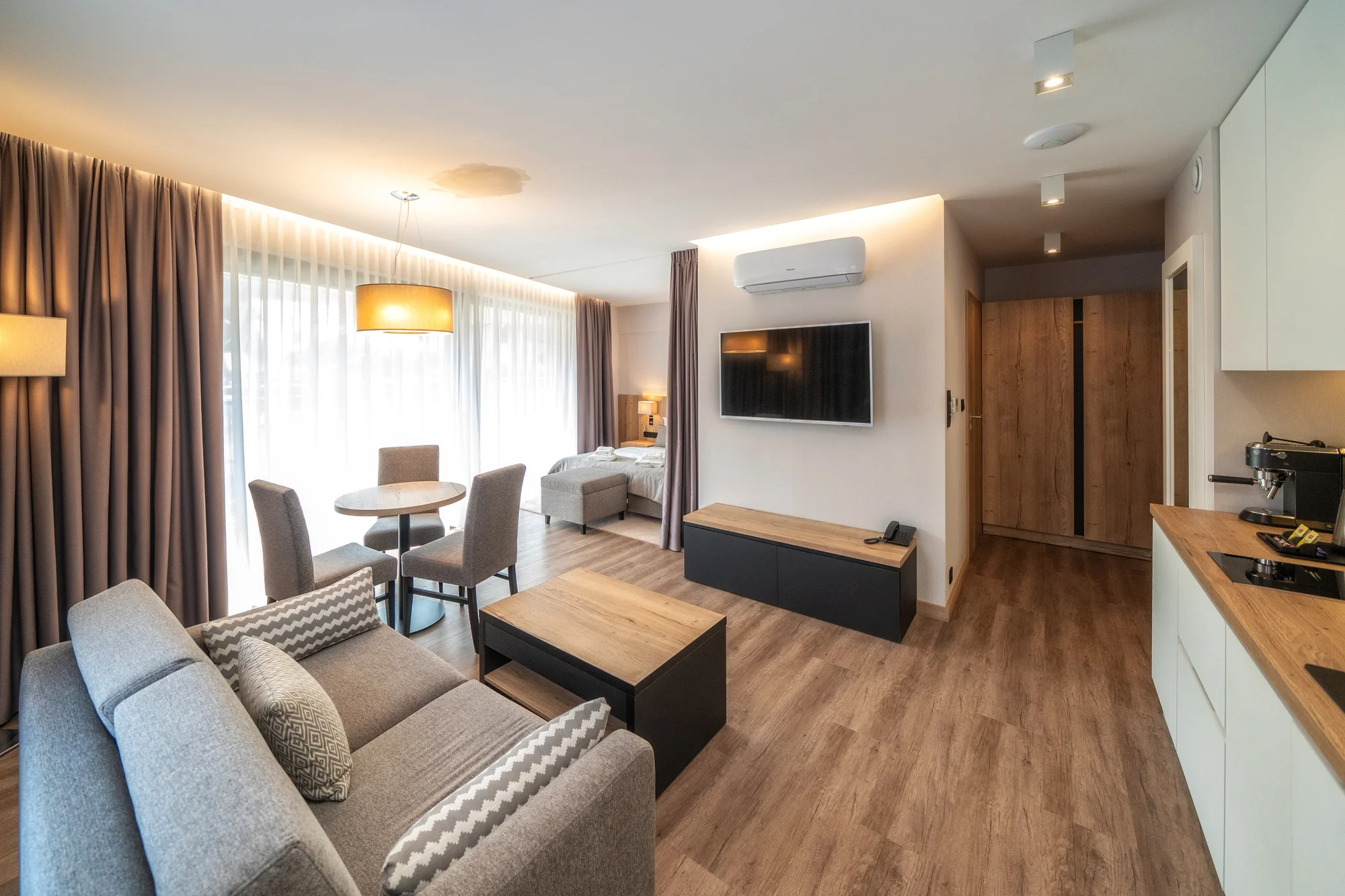 Pobyt v polských Beskydech: hotel blízko svahu, snídaně i vstup do wellness