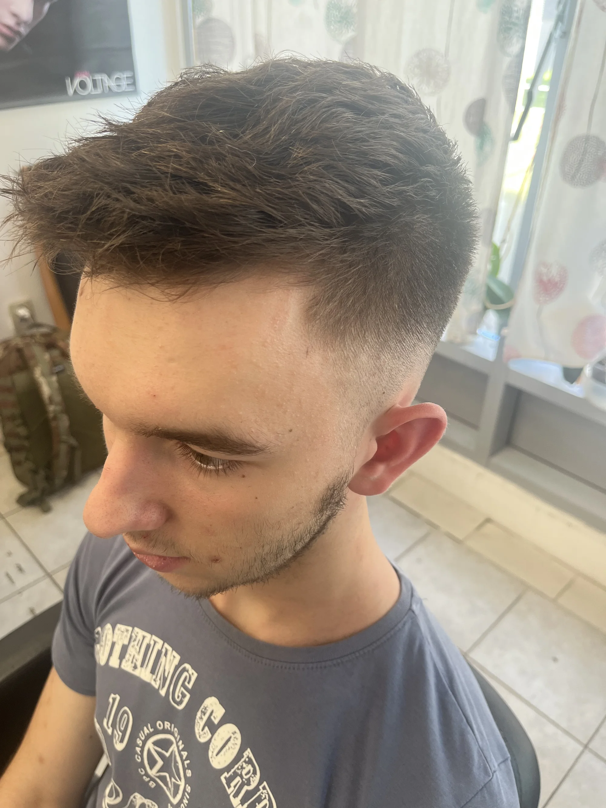 Kadeřnický balíček pro muže: masáž hlavy, klasický i skin fade střih a úprava vousů
