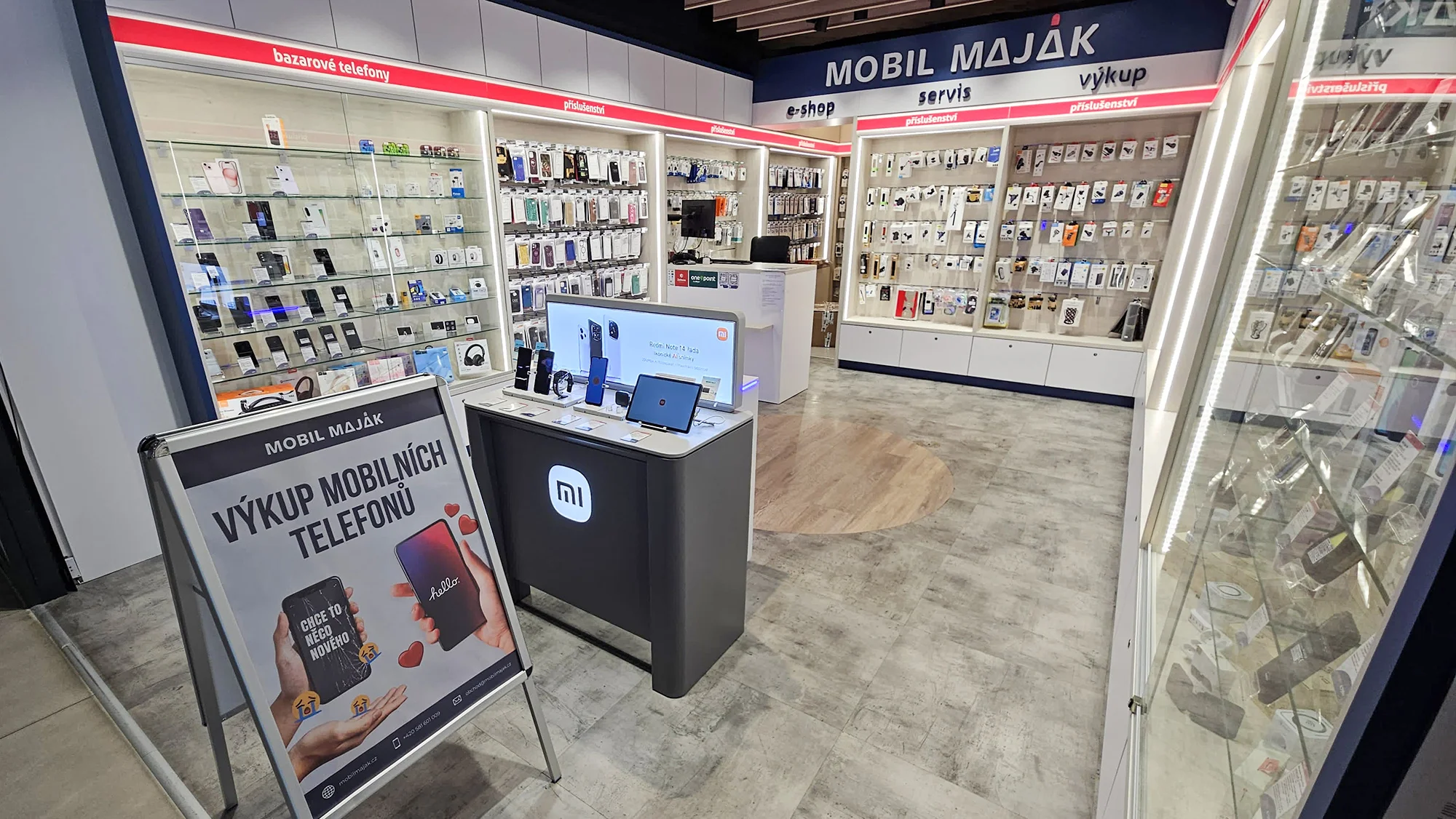 Čištění a diagnostika mobilu: mechanické a hloubkové čištění, na výběr i výměna skla