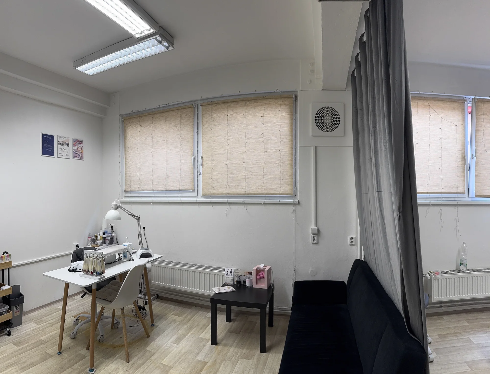 Podmanivý pohled každý den: laminace obočí a lash lifting včetně barvení a výživy