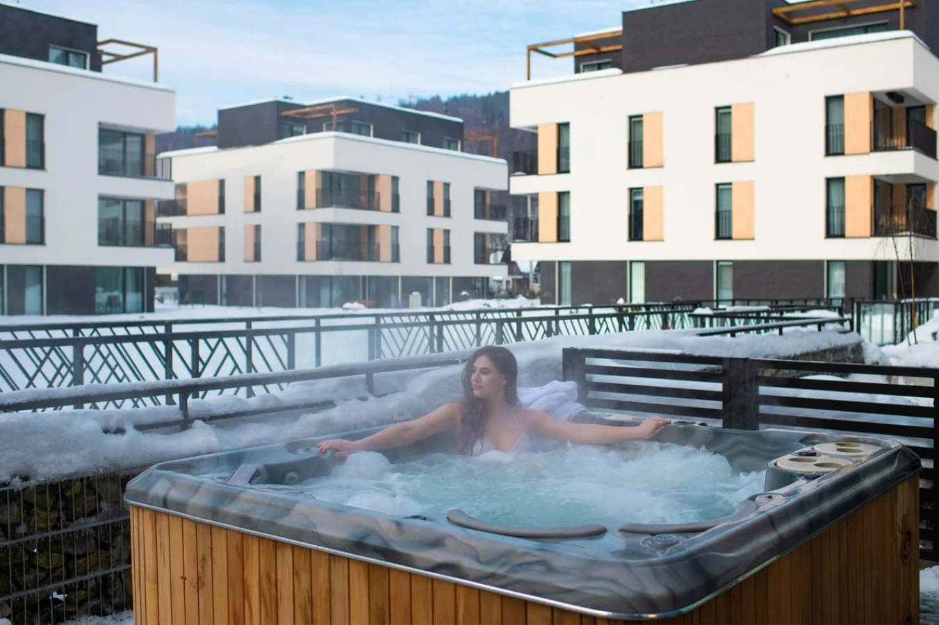 Moderní resort v polských Beskydech: apartmán s kuchyňkou, jídlo a neomezený wellness