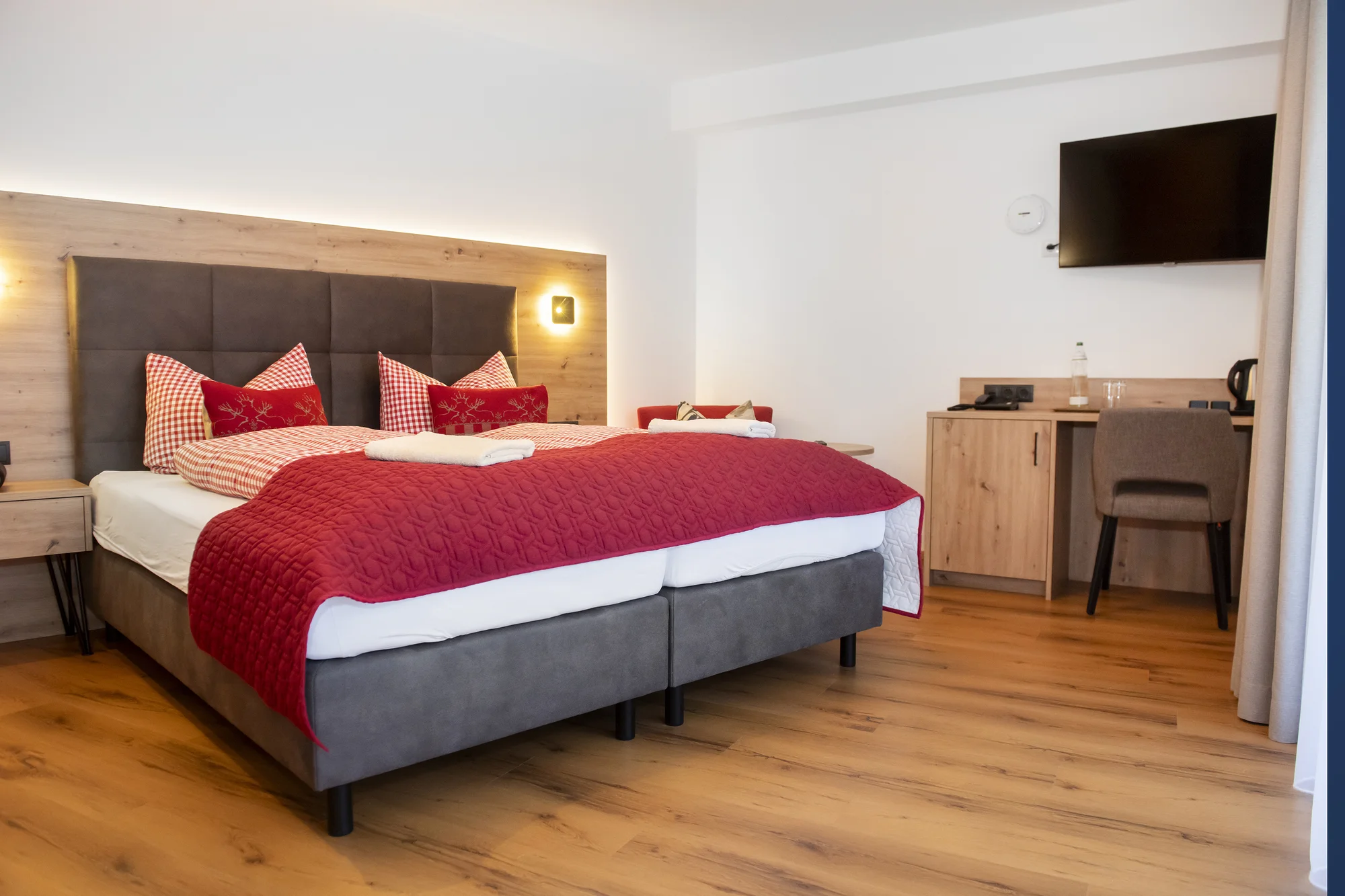 Kitzbühelských Alpách: 4* hotel blízko sjezdovky, bohatá polopenze, saunová zóna i karta výhod