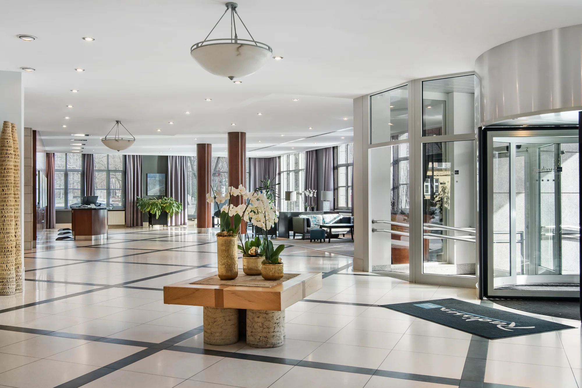 Poznejte Wrocław: z pohodlí 5* hotelu se snídaní a saunou, 10 minut chůze od hlavního náměstí