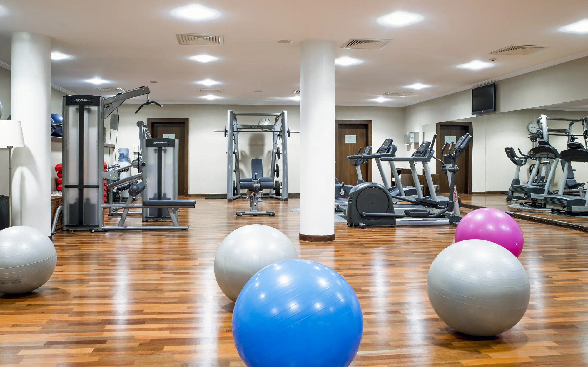 Poznejte Wrocław: z pohodlí 5* hotelu se snídaní a saunou, 10 minut chůze od hlavního náměstí