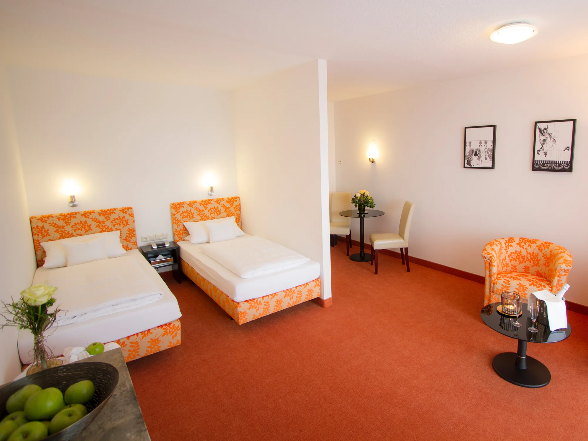 Bavorský hotel s polopenzí a neomezenými lázněmi o velikosti 1 600 m²