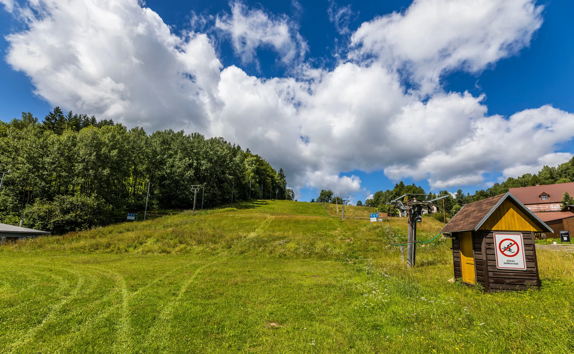 Dovolená v Krkonoších i se snídaní či polopenzí blízko skiareálu