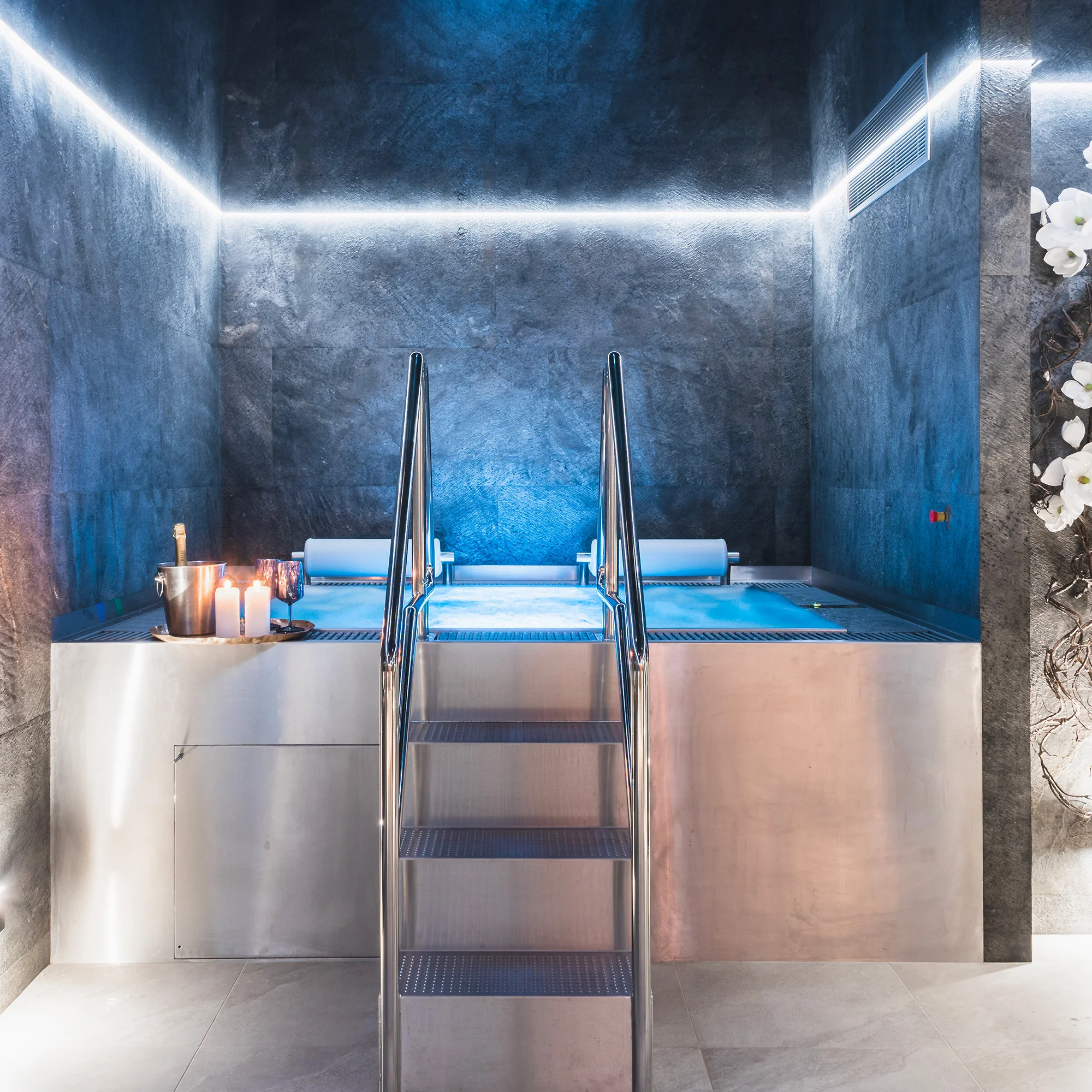 Luxus a romantika v Dobříši: apartmány se snídaní, wellness i gurmánská restaurace