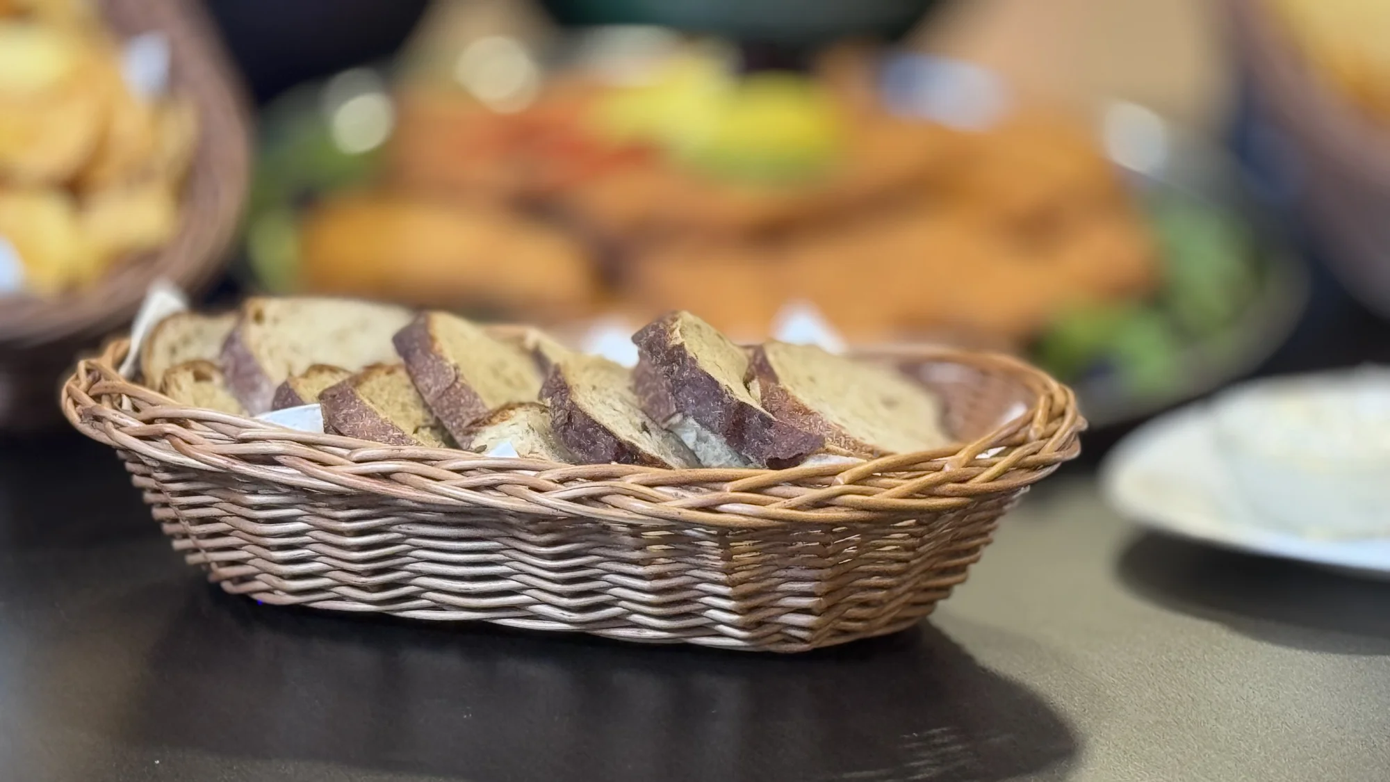 Talíř řízků o váze 0,5 nebo 1 kg i s hodinou bowlingu až pro 8 osob