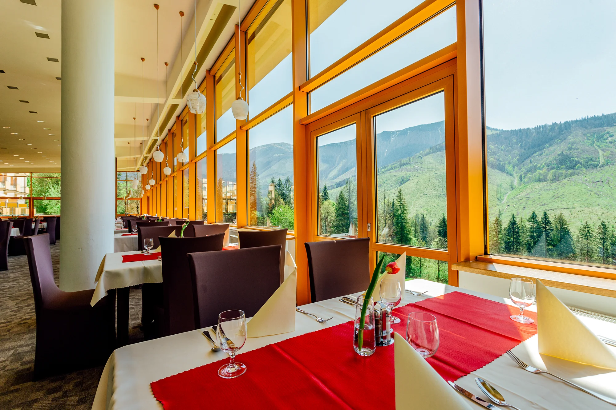 Pobyt v krásném prostředí Vrátné doliny s polopenzí a wellness, v nabídce varianta se skipasem