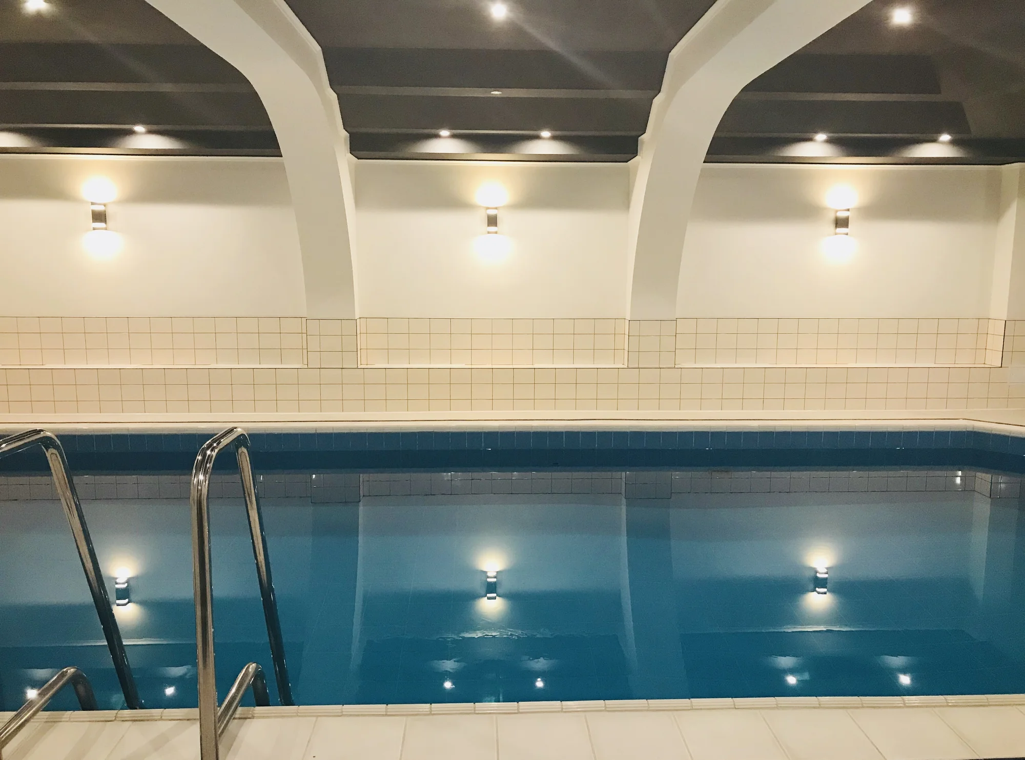 Hotel v centru Vratislavi jen 5 min. pěšky od Staroměstského náměstí: wellness a snídaně či polopenze