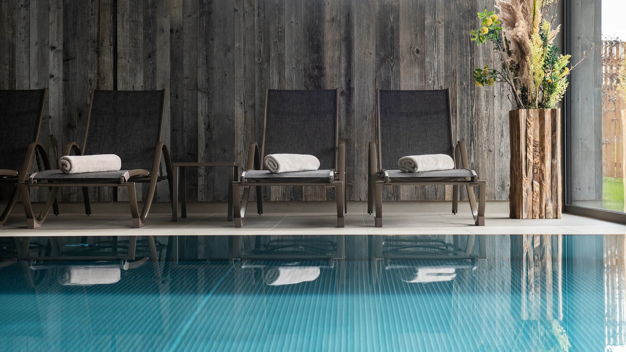 Zimní dovolená v Rakousku: 4* hotel s polopenzí a wellness, 100 m od sjezdovek, 1 dítě do 3,9 let zdarma
