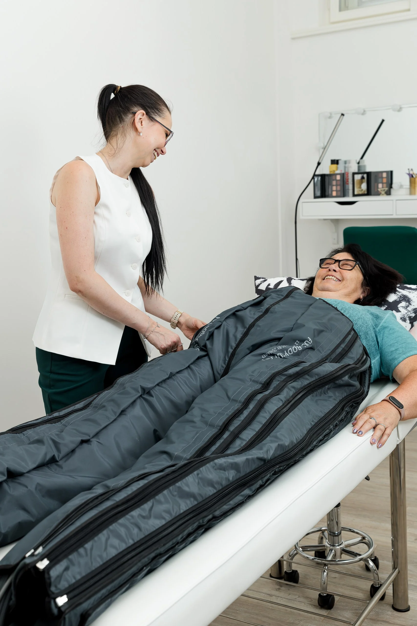 Vstříc odpočinku: relaxační či aromaterapeutická masáž i pečující rituál vč. lymfodrenáže a oxygenoterapie, 75 minut