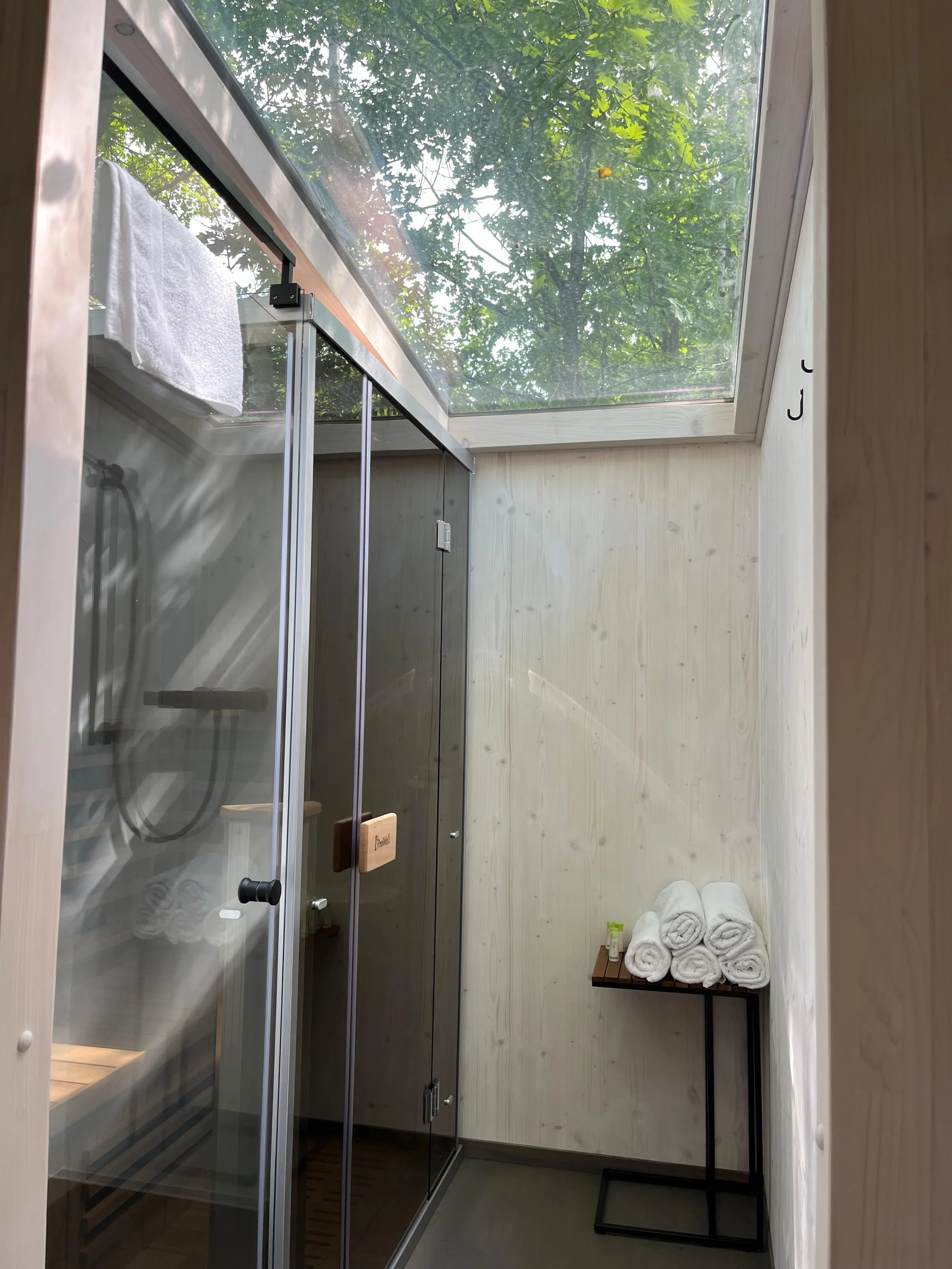 Posed pro 4 osoby kousek od ostravského hradu: terasa s grilem, kuchyňka i sauna