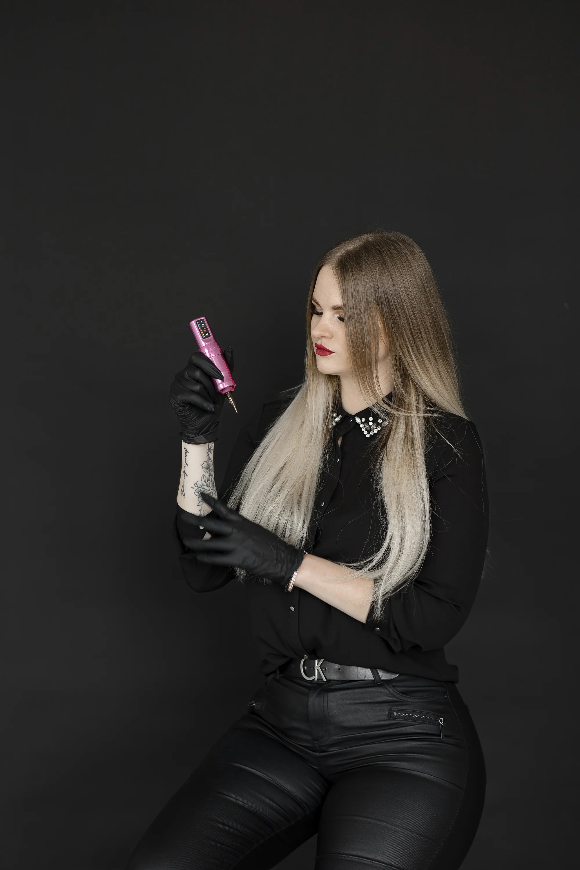 Upravená vždy a všude: vyrazte na permanentní make-up obočí či rtů
