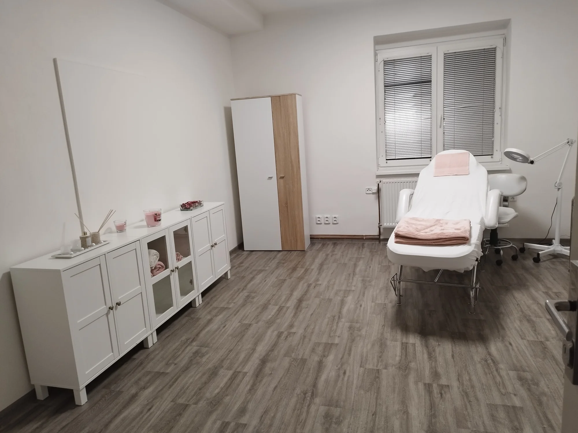 Kosmetické ošetření: diagnostika, čištění, peeling i masáž, 30–⁠⁠⁠⁠⁠⁠90 minut