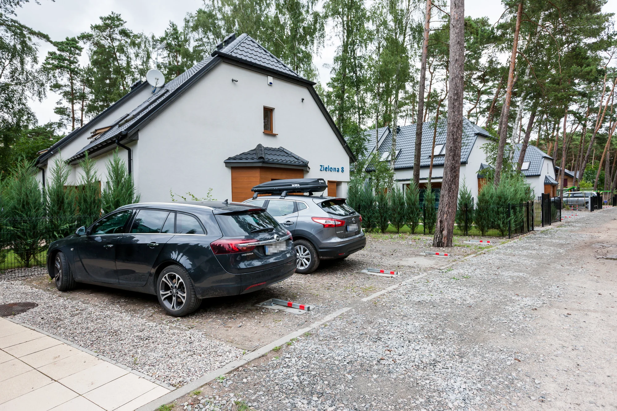 Odpočiňte si u Baltu: moderní apartmán, 10 minut od pláže