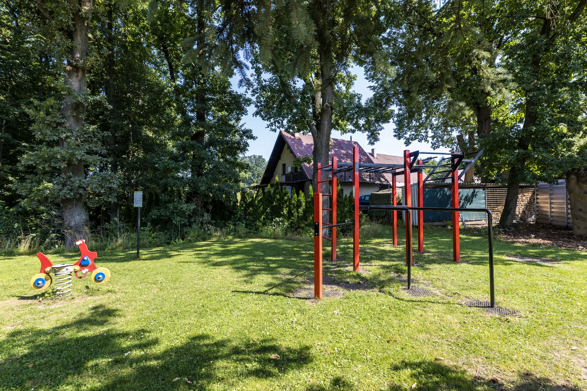 Železné hory: 4* hotel s neomezeným wellness, bazénem a polopenzí, jen 6 km od Seče
