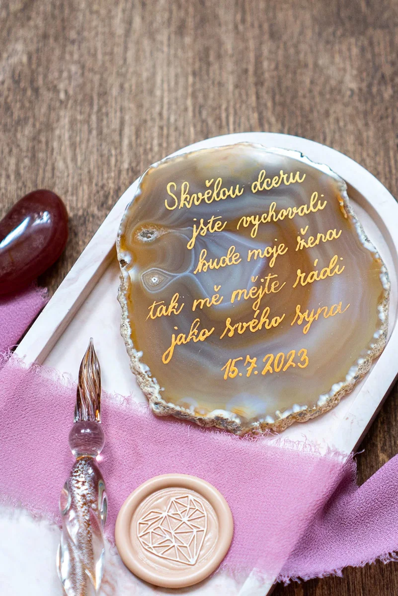 Dámský večer: 3hodinový kurz moderní kaligrafie pro začátečníky