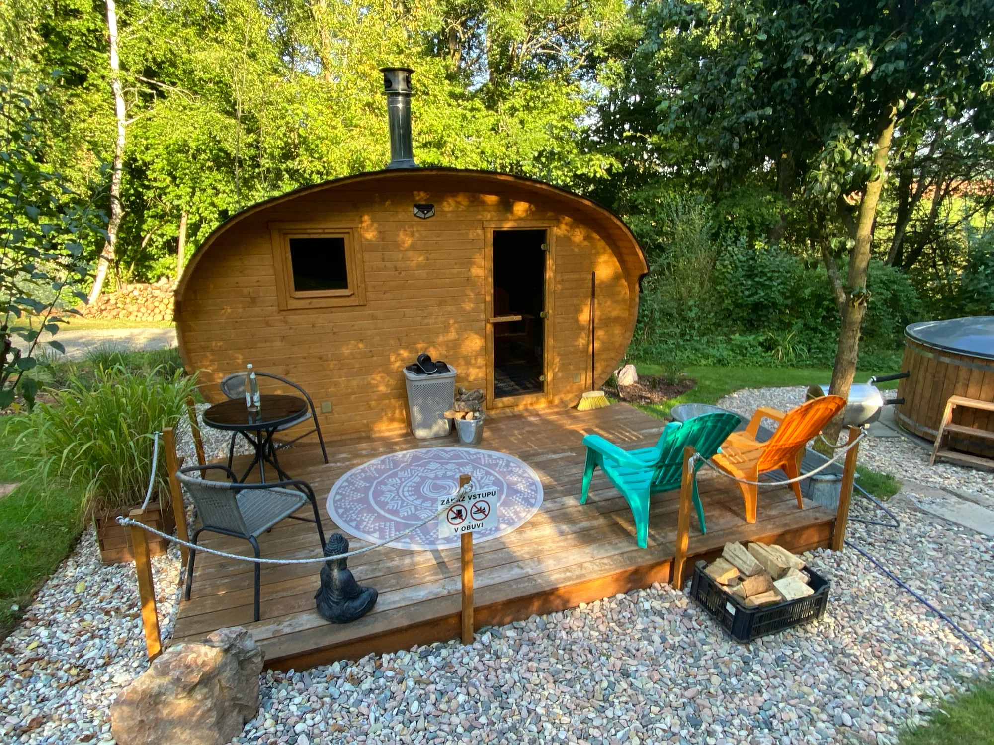 Tiny House s výhledem do krajiny Podkrkonoší i s možností soukromé sauny