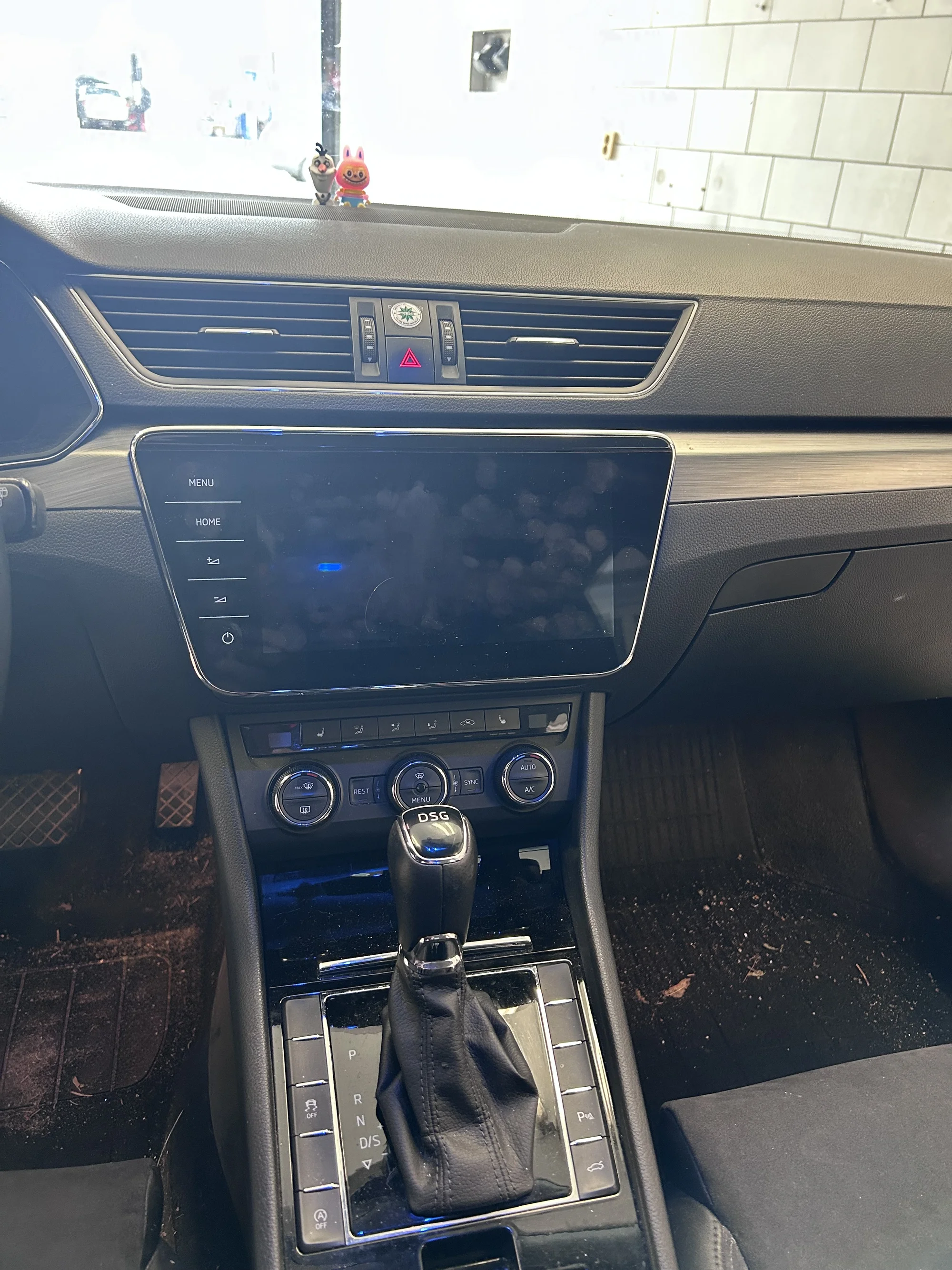 Detailing: čištění interiéru nebo exteriéru či komplet péče o vaše auto
