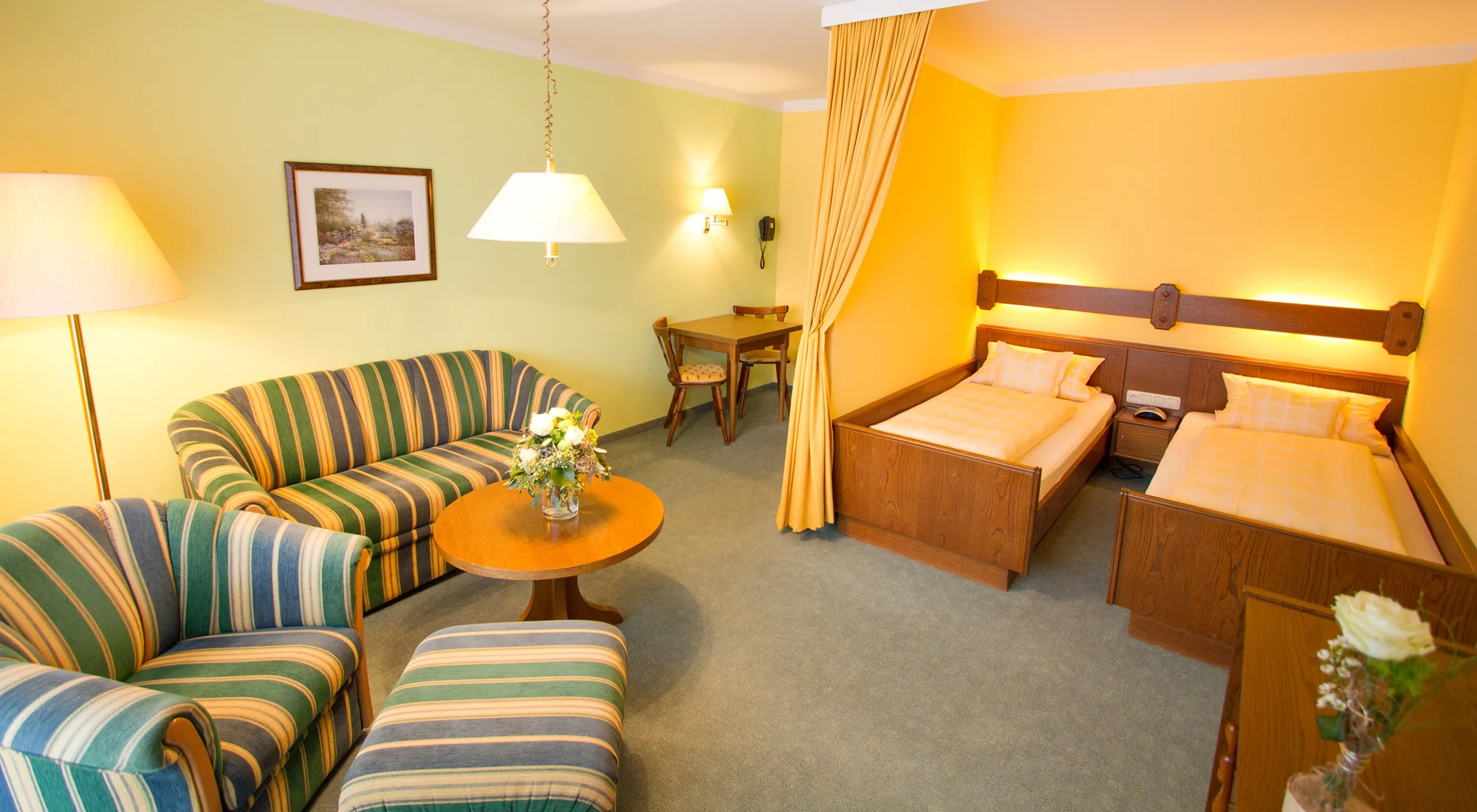 Bavorský hotel s polopenzí a neomezenými lázněmi o velikosti 1 600 m²