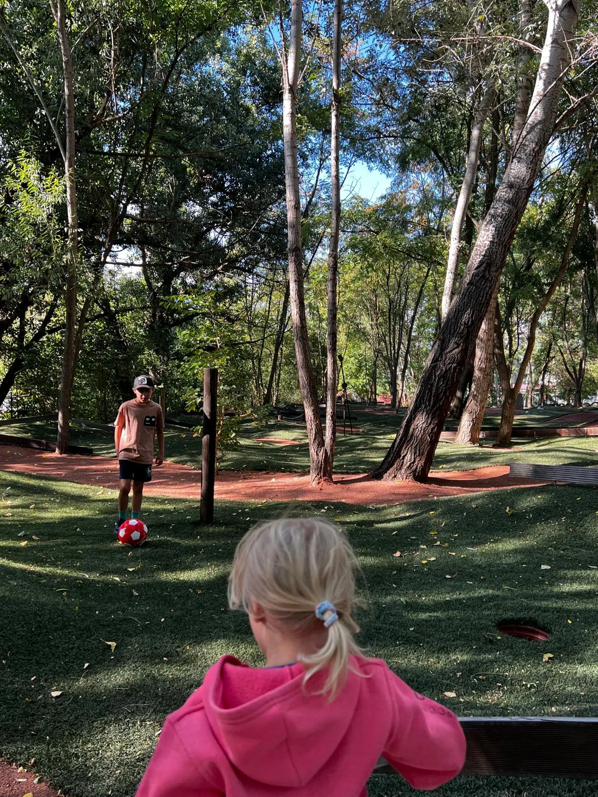 Přijďte si zahrát fotbalgolf do Pirátí zátoky: 1 hra pro děti i dospělé