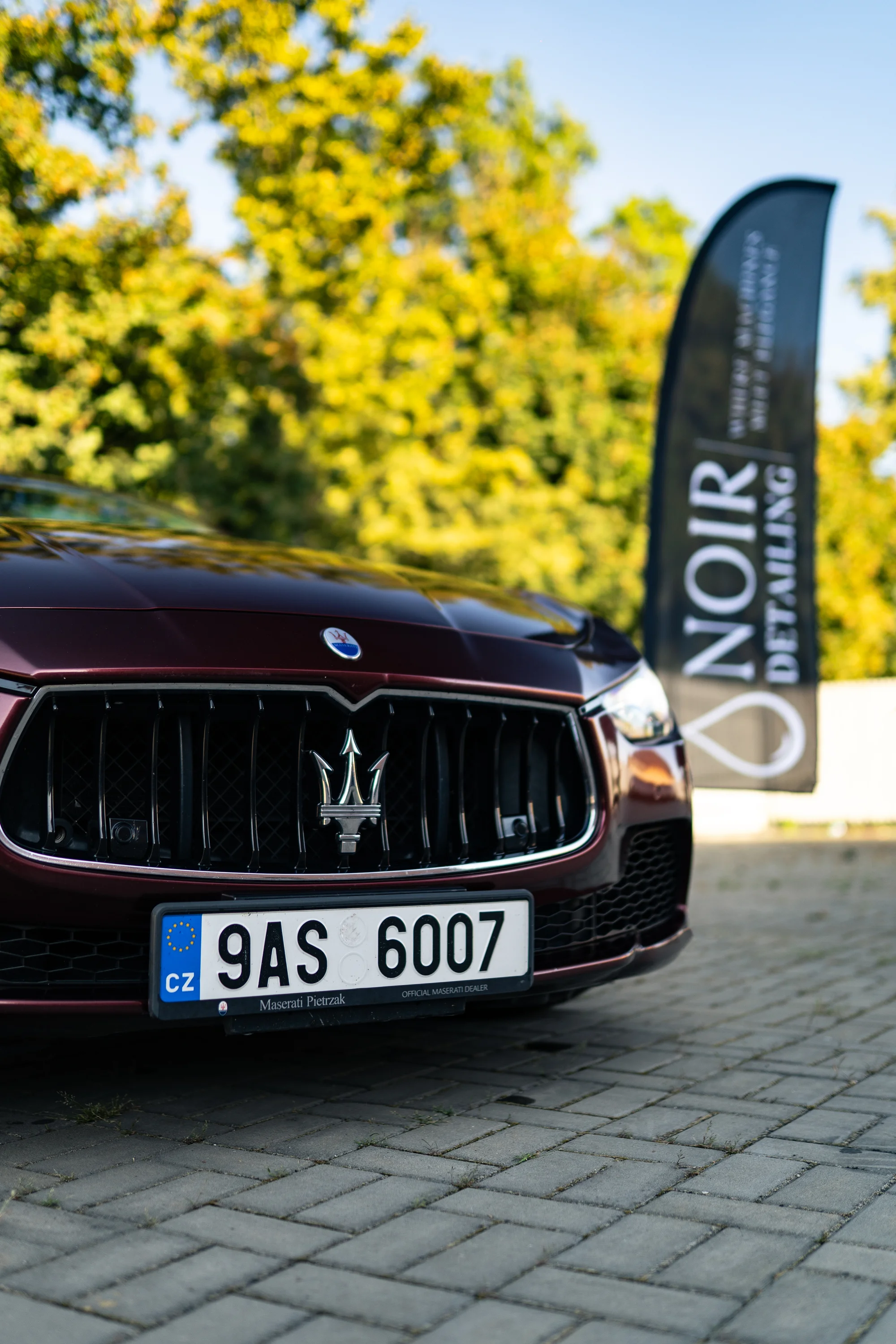 Auto jako ze škatulky: čištění interiéru nebo exteriéru vašeho auta či expresní mytí