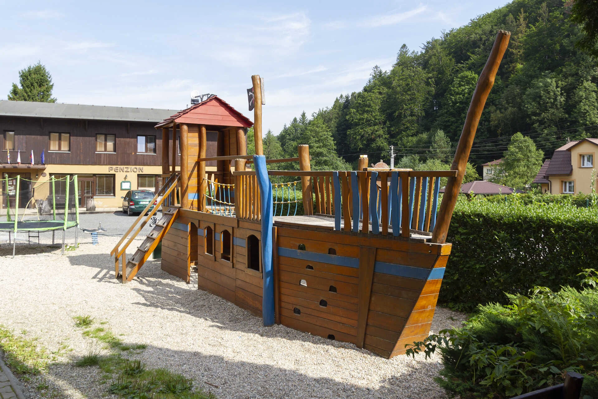 Pohodová dovolená v podhůří Beskyd: penzion se snídaní či polopenzí, bazén a infrasauna