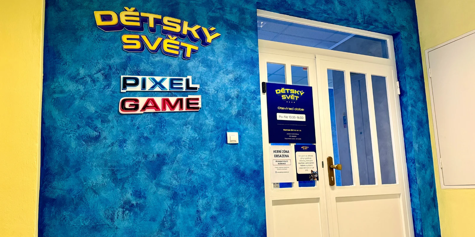 Podlaha je láva: první Pixel Game v Brně s více herními režimy pro 2-6 hráčů