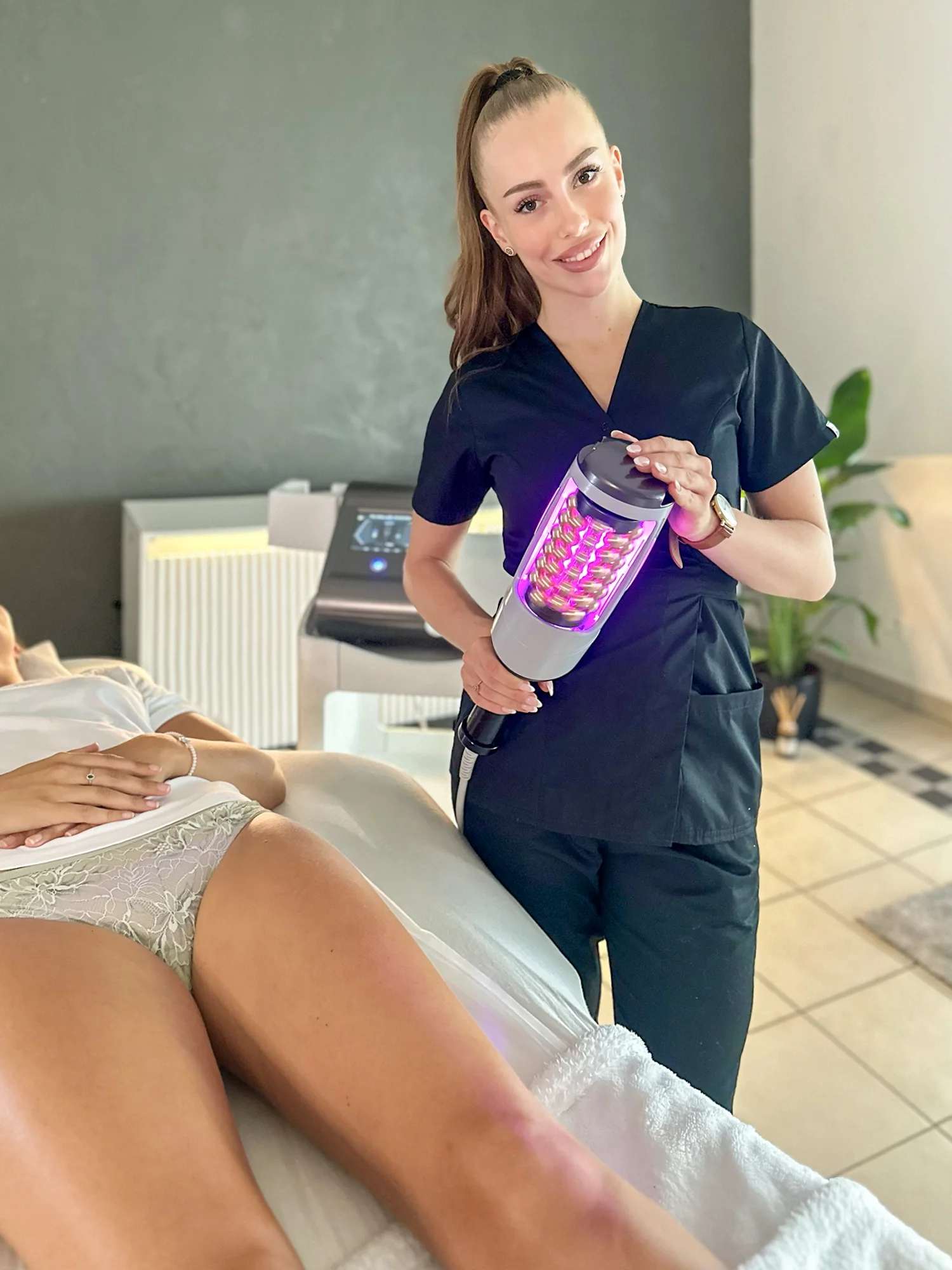 Zabojujte s celulitidou masážním ošetřením Rollskin Madero, 30–⁠⁠⁠⁠⁠⁠45 minut