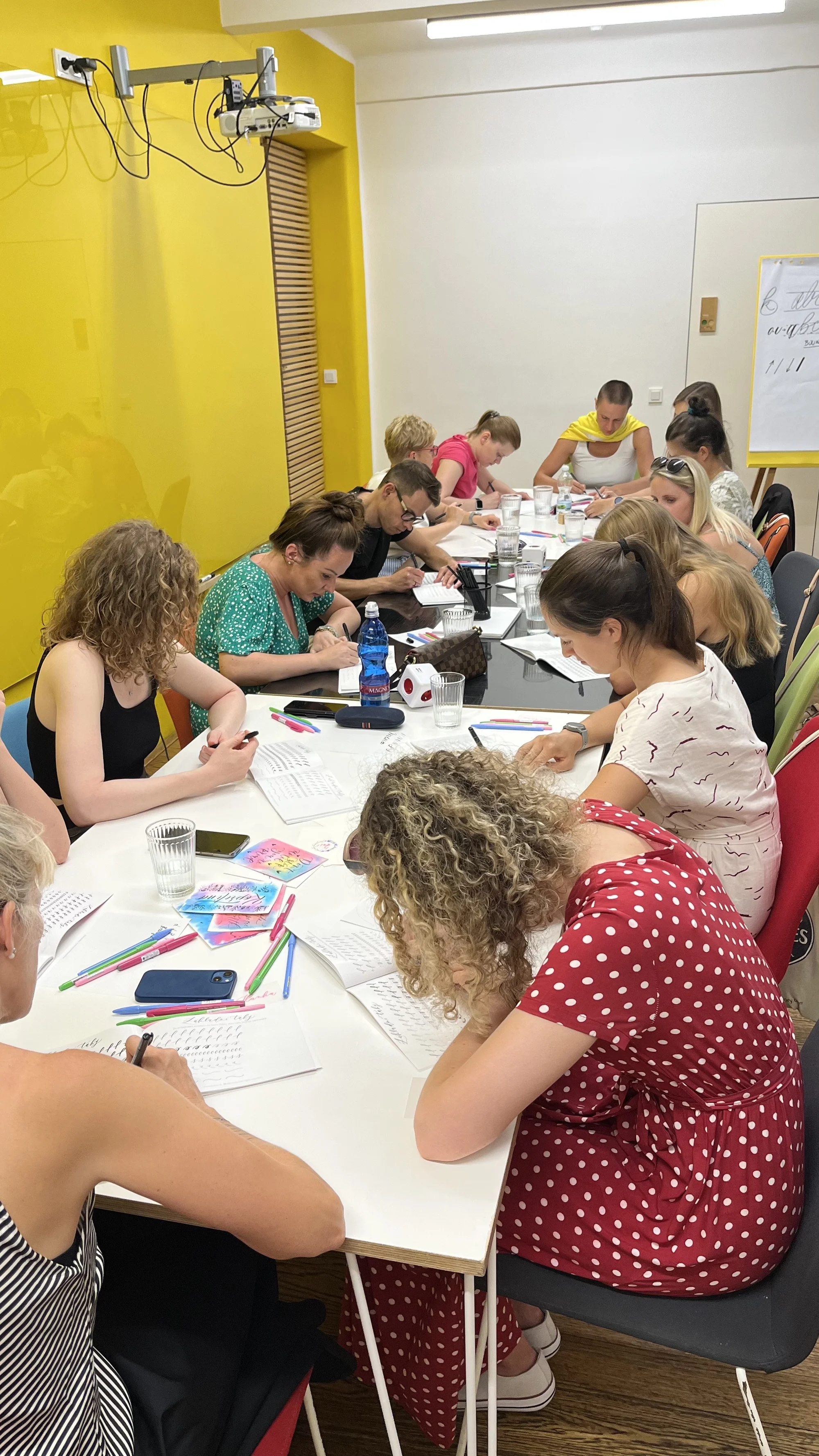 Krasopsaní od A do Z: workshop moderní kaligrafie a květinových ilustrací pro 1 až 2 osoby