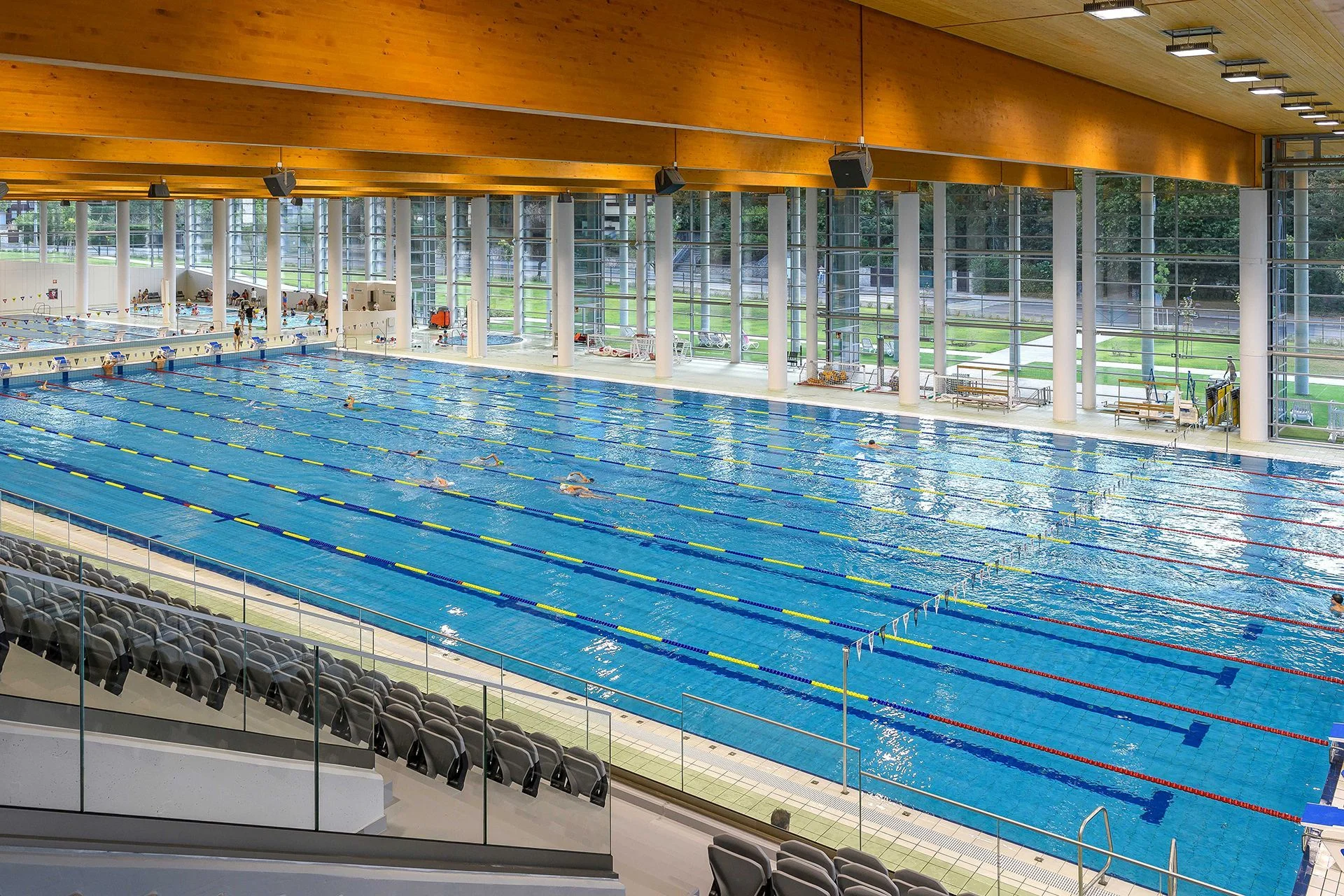 Čtyřhvězdičkový hotel v Šoproni se snídaní, wellness, vstupy na koupaliště a slevami na atrakce