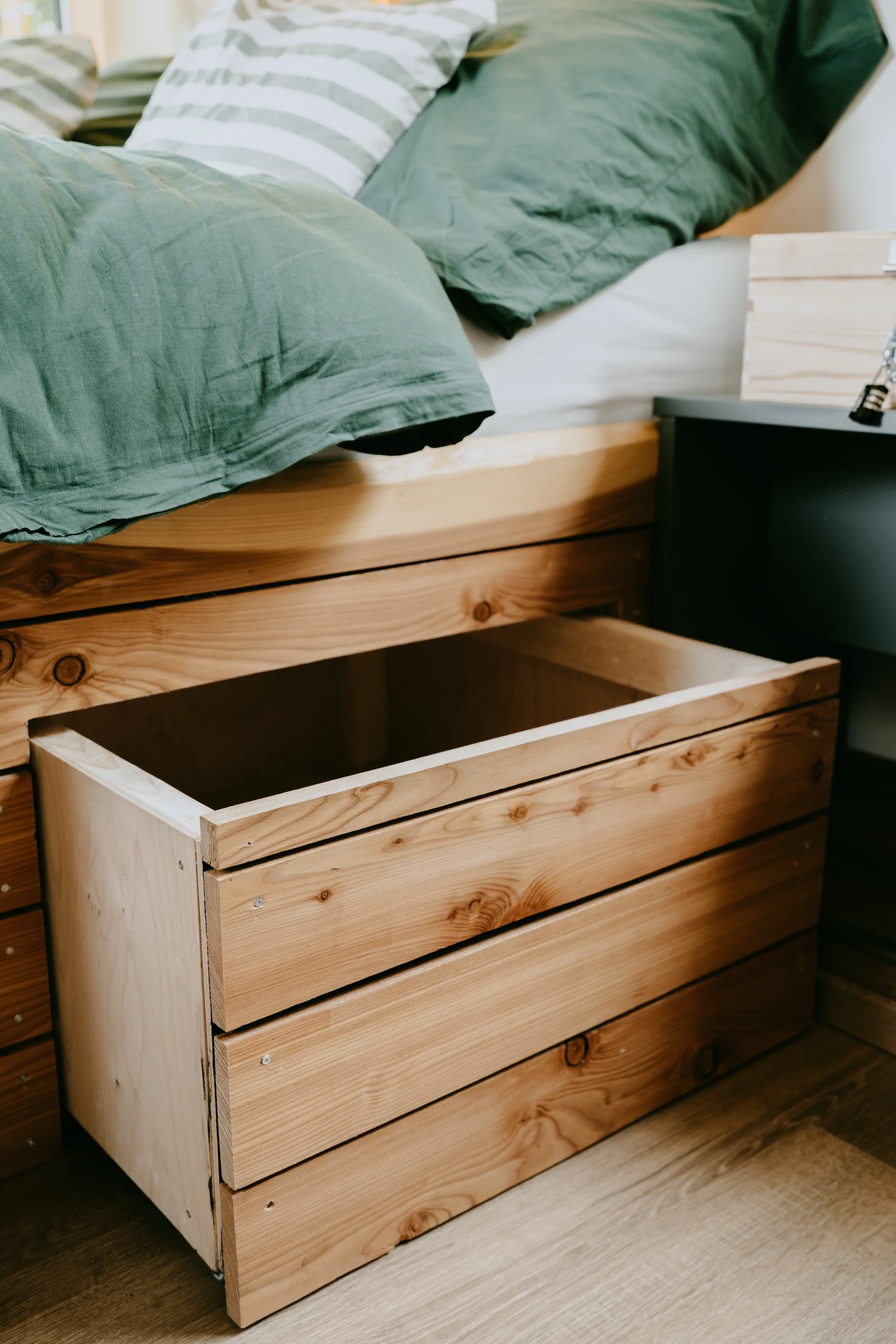 Vybavený tiny house na kraji Šumavy pro dvě osoby s venkovním posezením