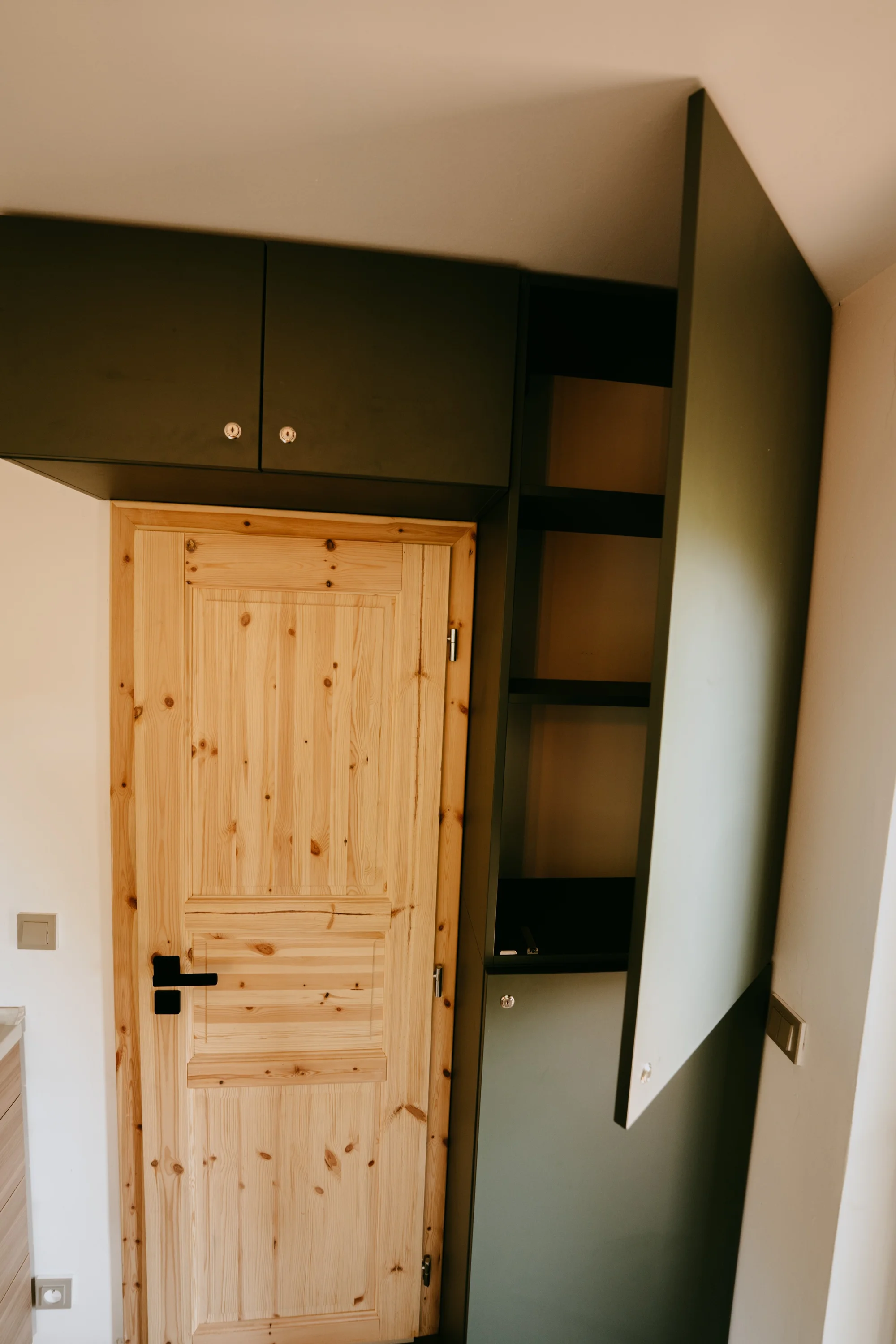 Vybavený tiny house na kraji Šumavy pro dvě osoby s venkovním posezením