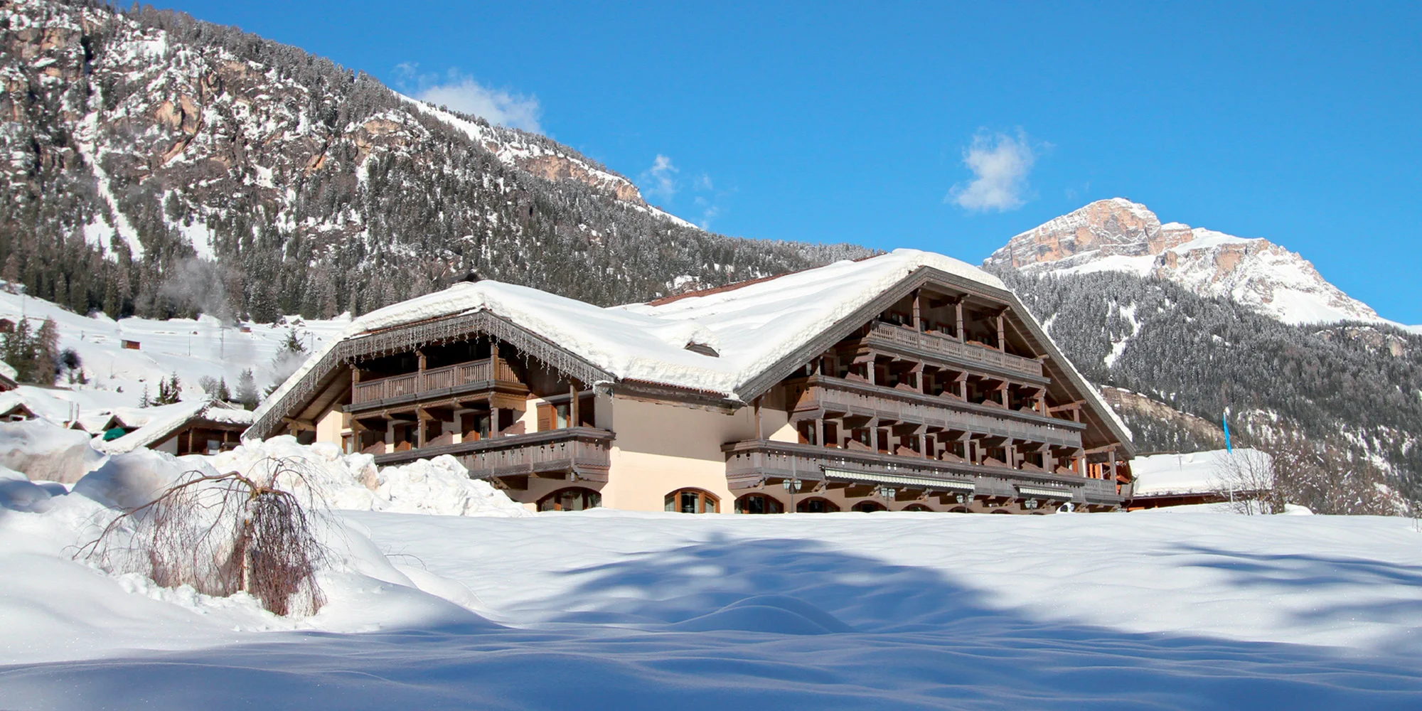 Val di Fassa: 4* hotel u sjezdovky s polopenzí