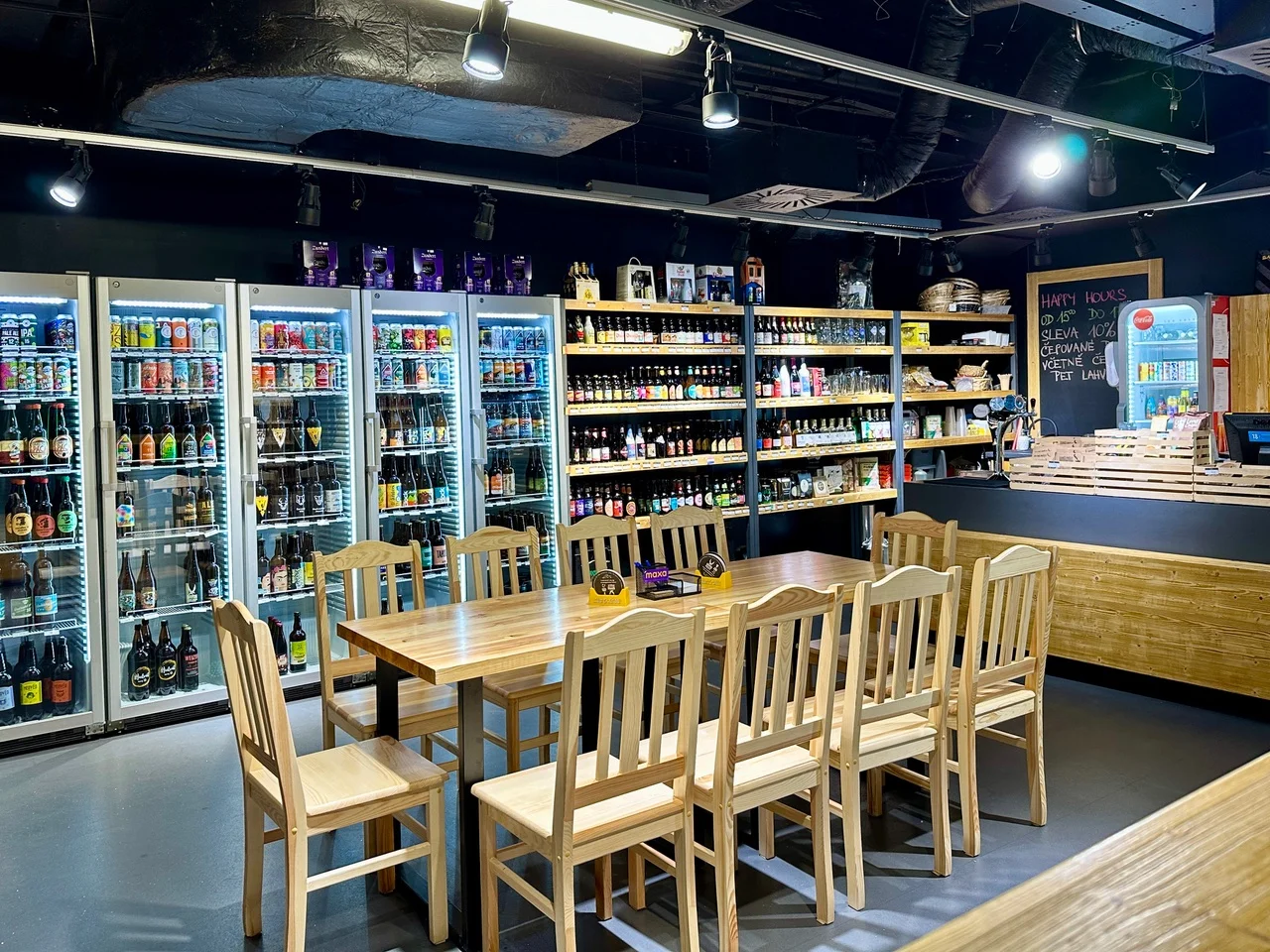 Dobré pivo i klobásky: otevřený voucher v hodnotě 500 a 1000 Kč do Pivotéky DBK