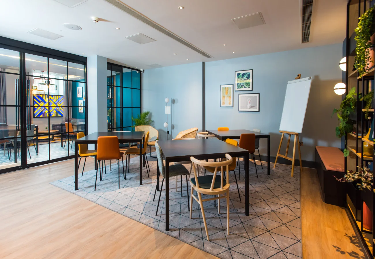 Okouzlující Londýn: hotel se snídaní, studia Harryho Pottera a 2 prohlídky města s průvodcem