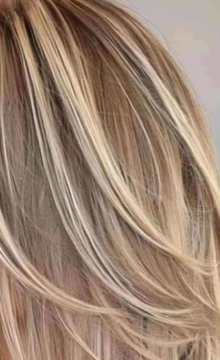 Kadeřnické balíčky pro ženy: střih, barvení, melír i balayage