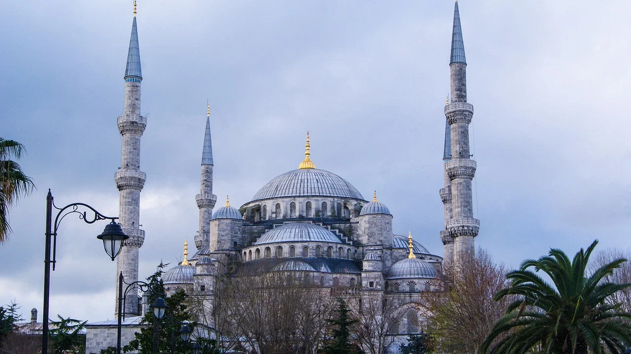 Vydejte se poznávat kouzla Istanbulu: zájezd vč. letenek, ubytování a detailního itineráře