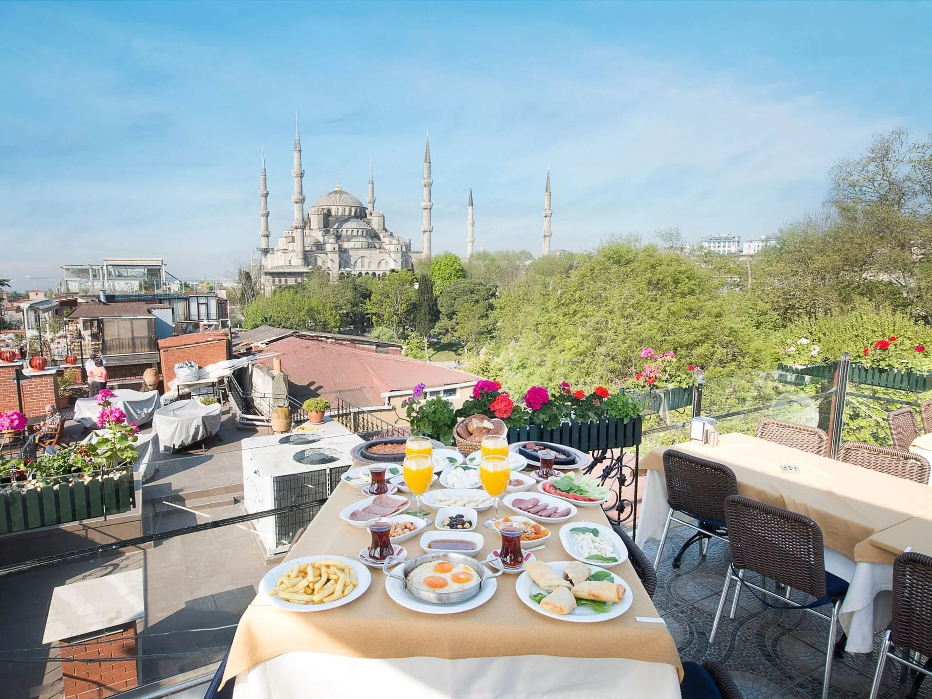 Vydejte se poznávat kouzla Istanbulu: zájezd vč. letenek, ubytování a detailního itineráře
