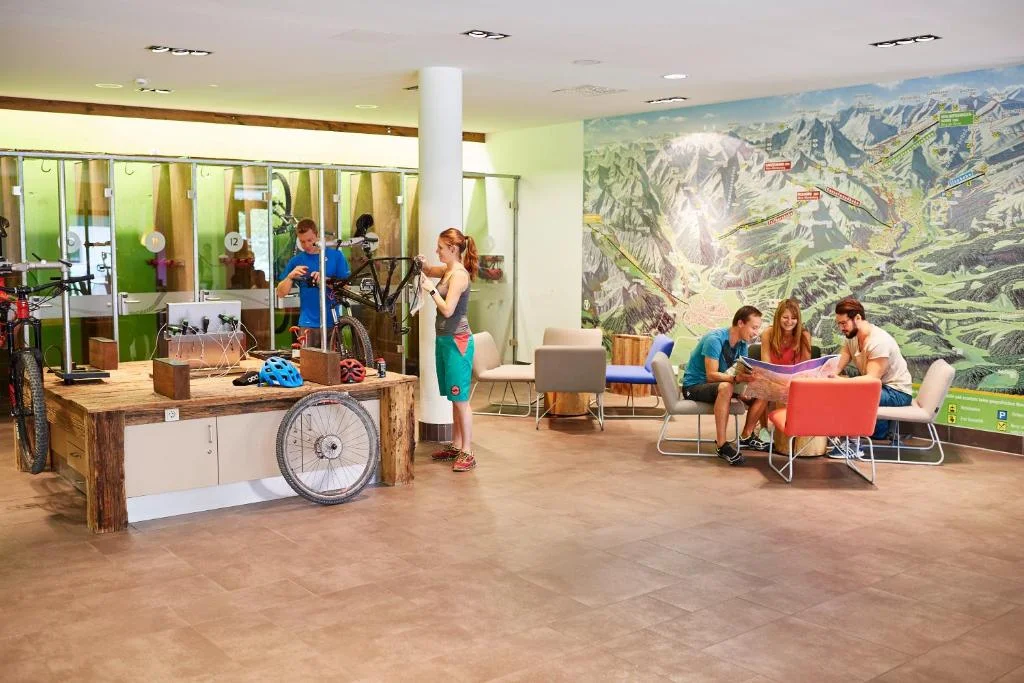 Aktivní dovolená u rakouského Kitzbühelu: snídaně a neomezený wellness