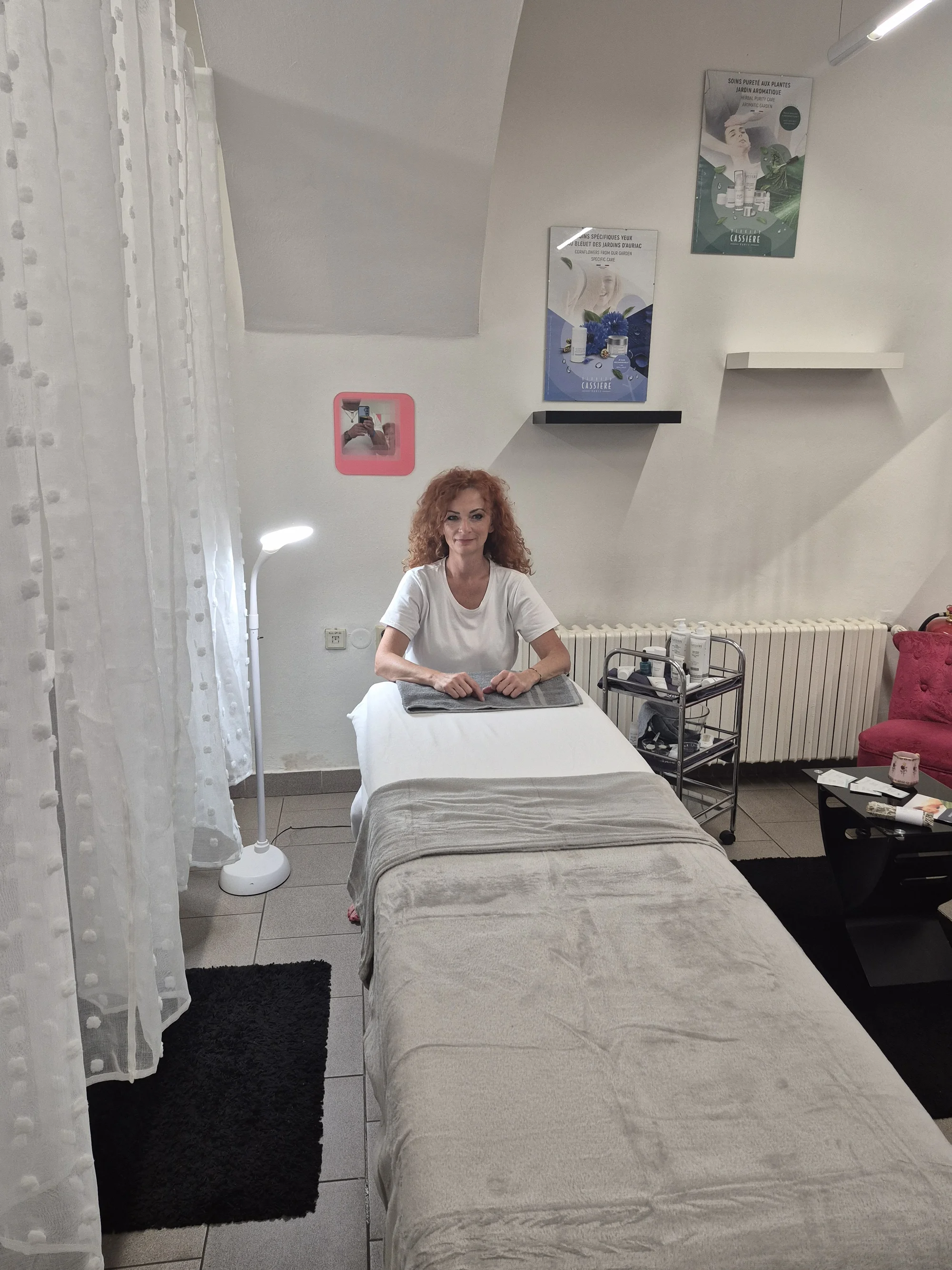 Kosmetické ošetření dle výběru: peeling, ultrazvukové čištění, masáž i maska