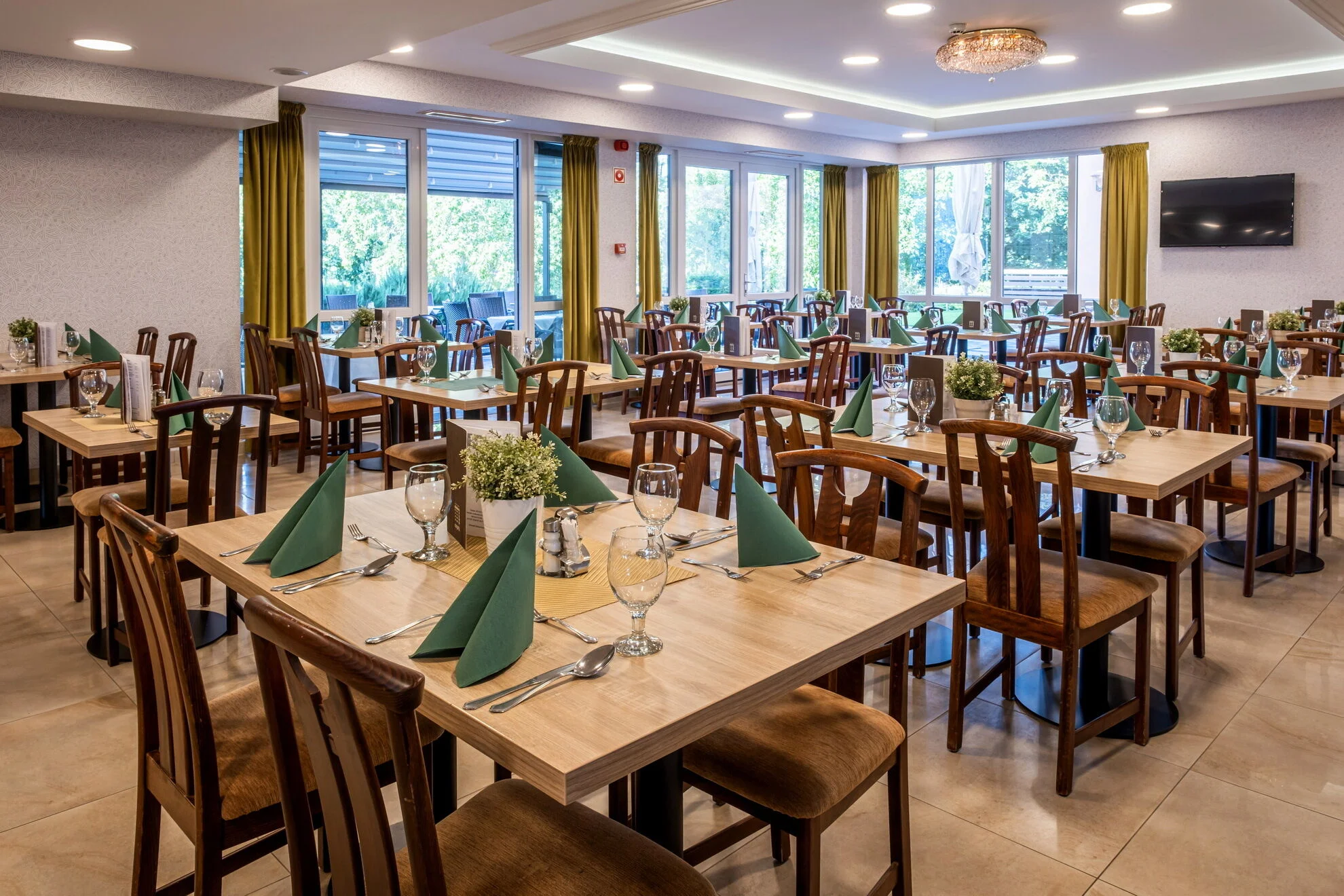 Pobyt u Balatonu: polopenze, neomezený wellness s vířivkou, saunou i adults only hodinami