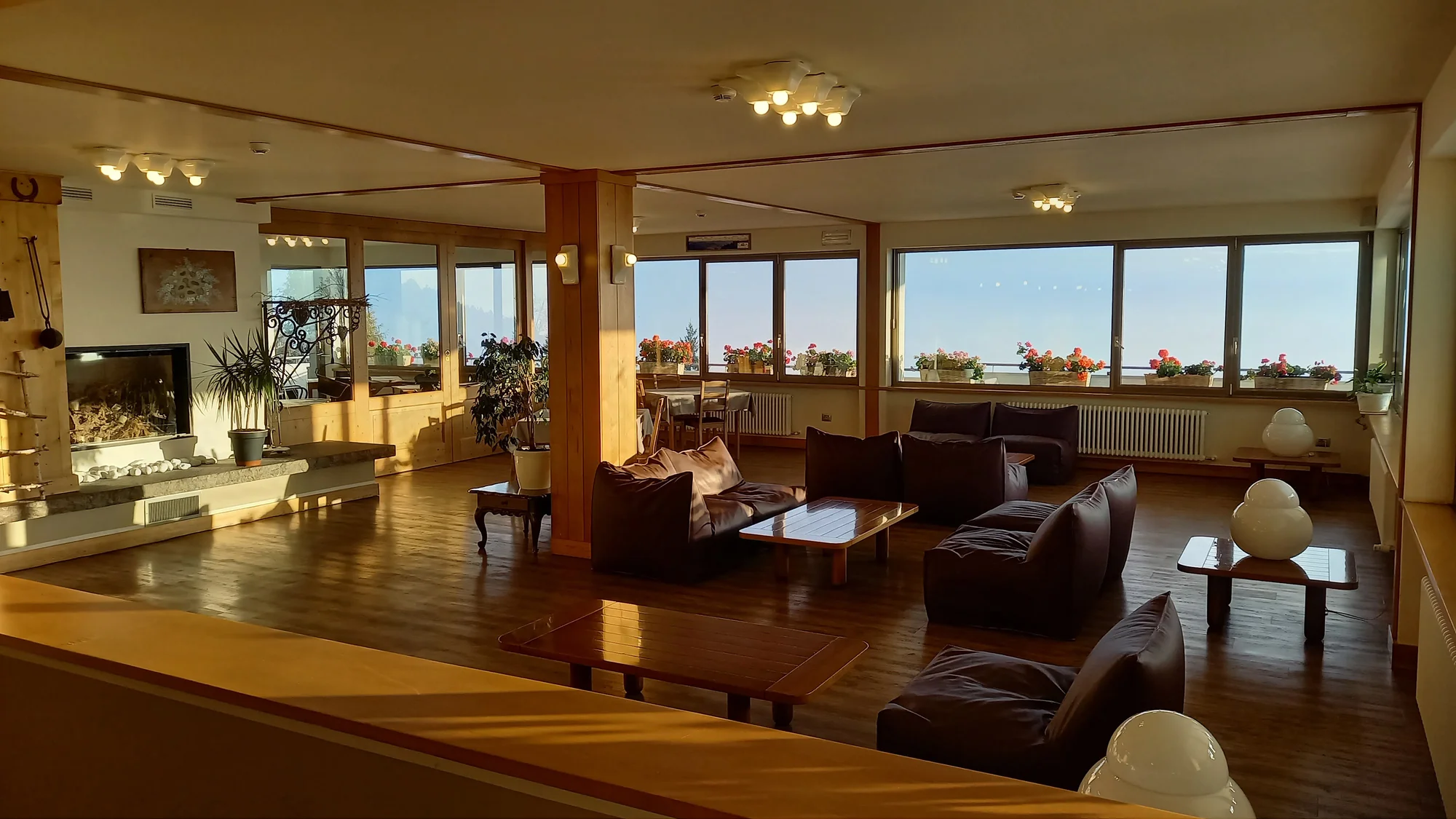Trentinské Alpy: 3* hotel s polopenzí, neomezeným wellness a kartou výhod
