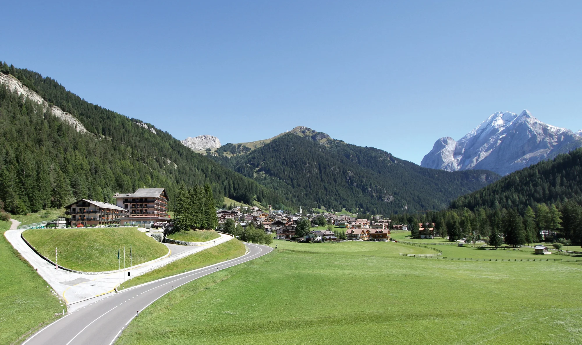 Zažijte zimní pohádku: 3* hotel v Dolomitech s polopenzí, 1,5 km od lanovky