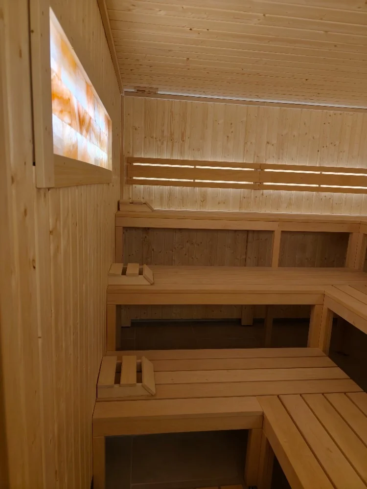 Relax ve finském stylu: neomezený vstup do sauny pro 2 i 4 osoby, pizza a nápoje