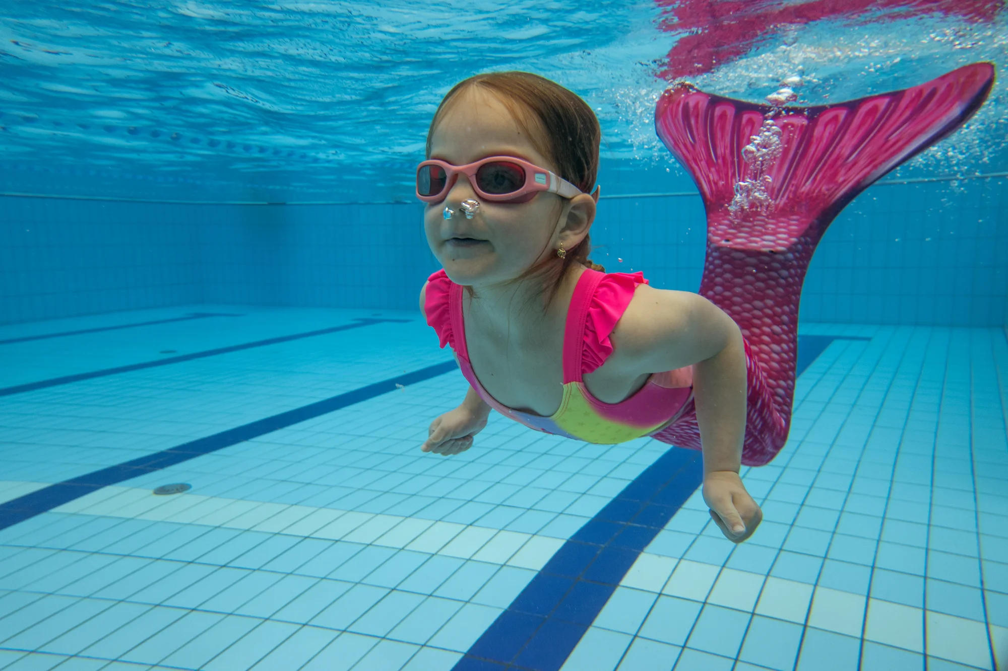 Mermaiding na zkoušku: plavání v kostýmu mořské panny pro děti