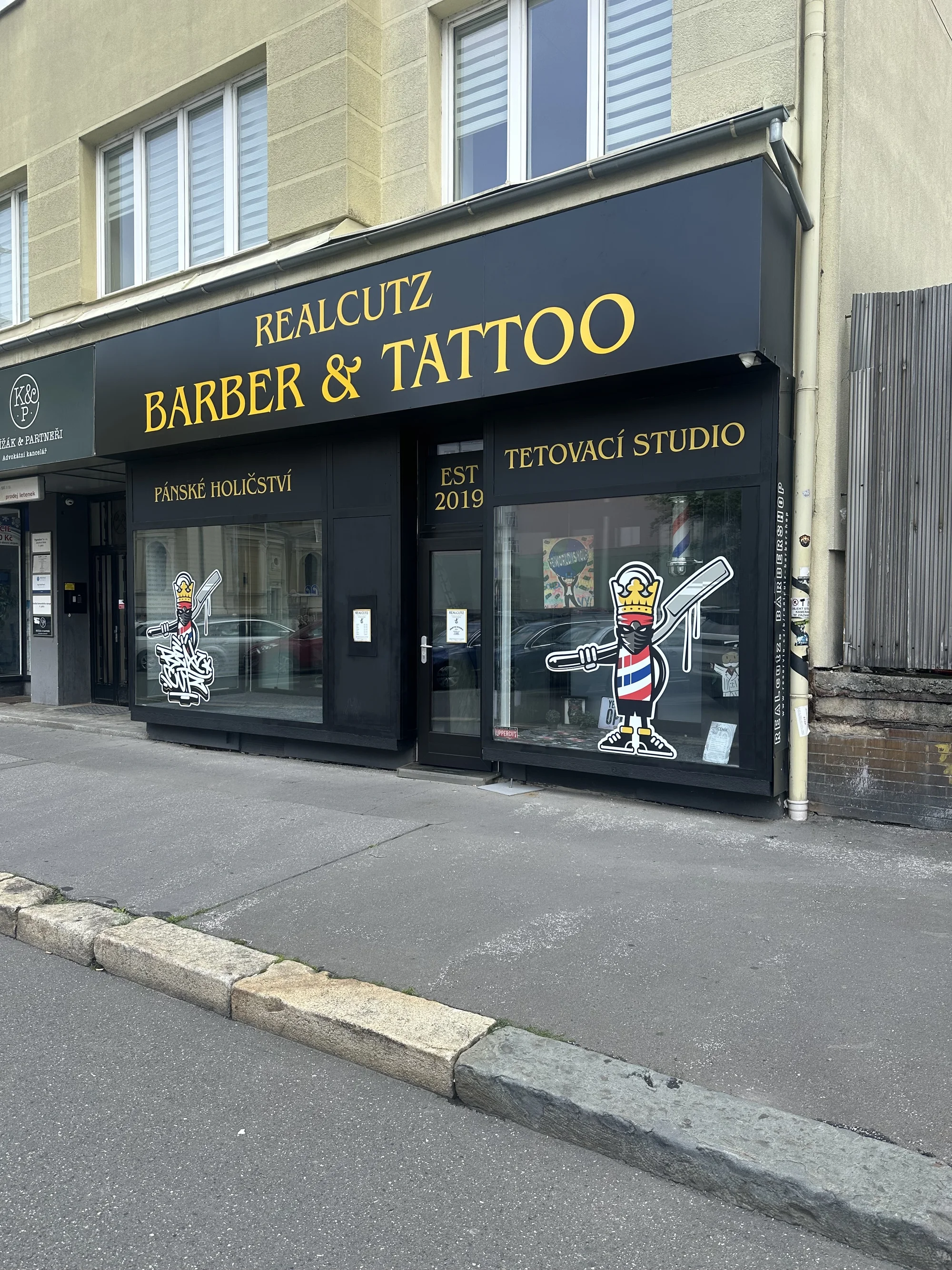 Buďte za elegána: kompletní barber balíček v centru Ostravy